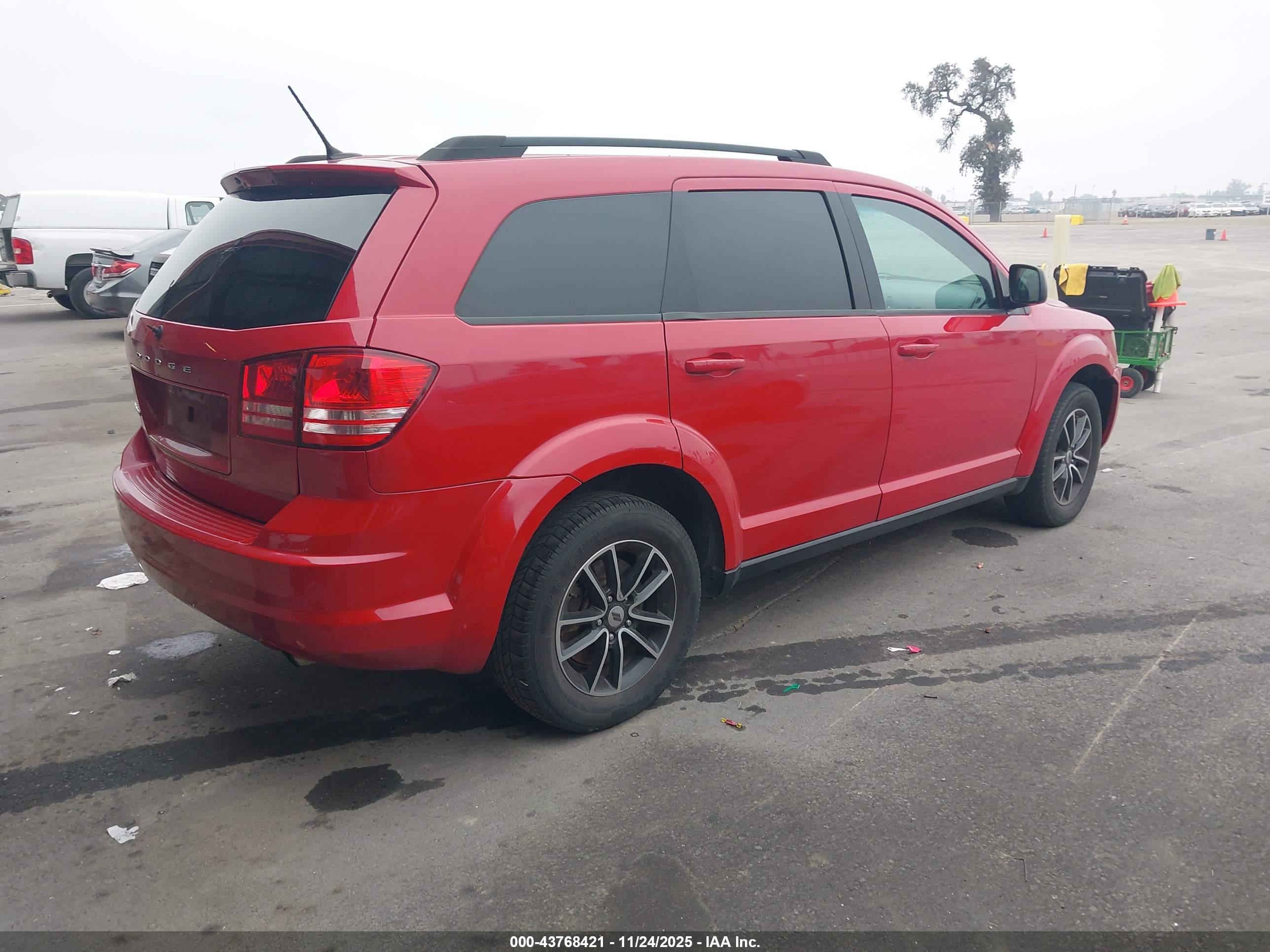 DODGE JOURNEY image 4