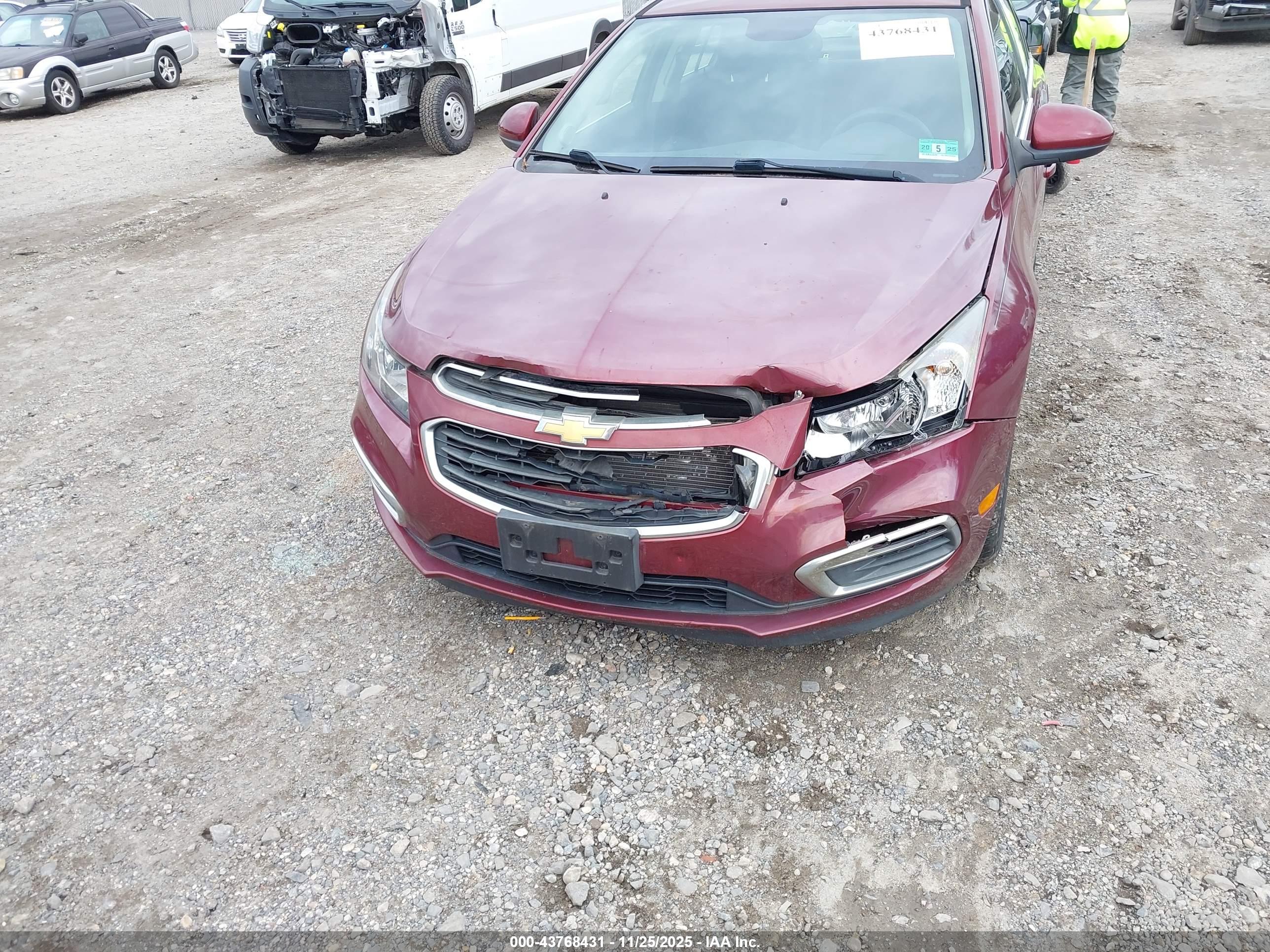 CHEVROLET CRUZE image 6