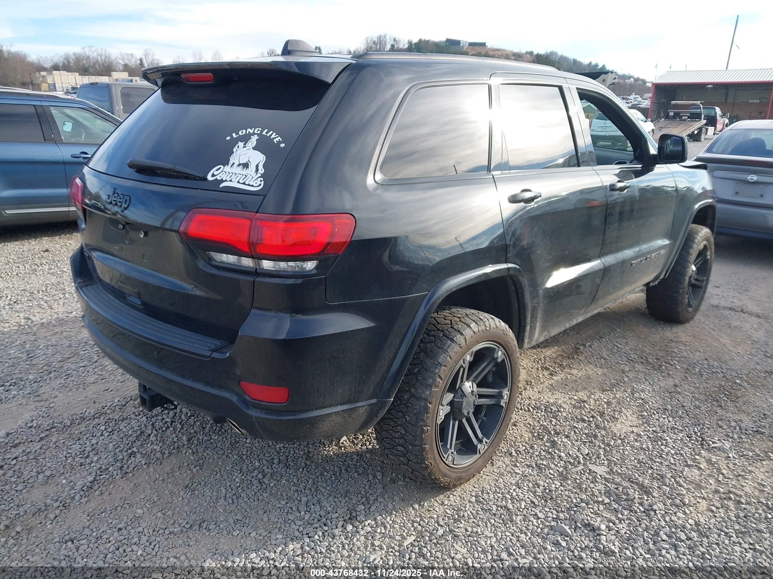 JEEP GRAND image 4