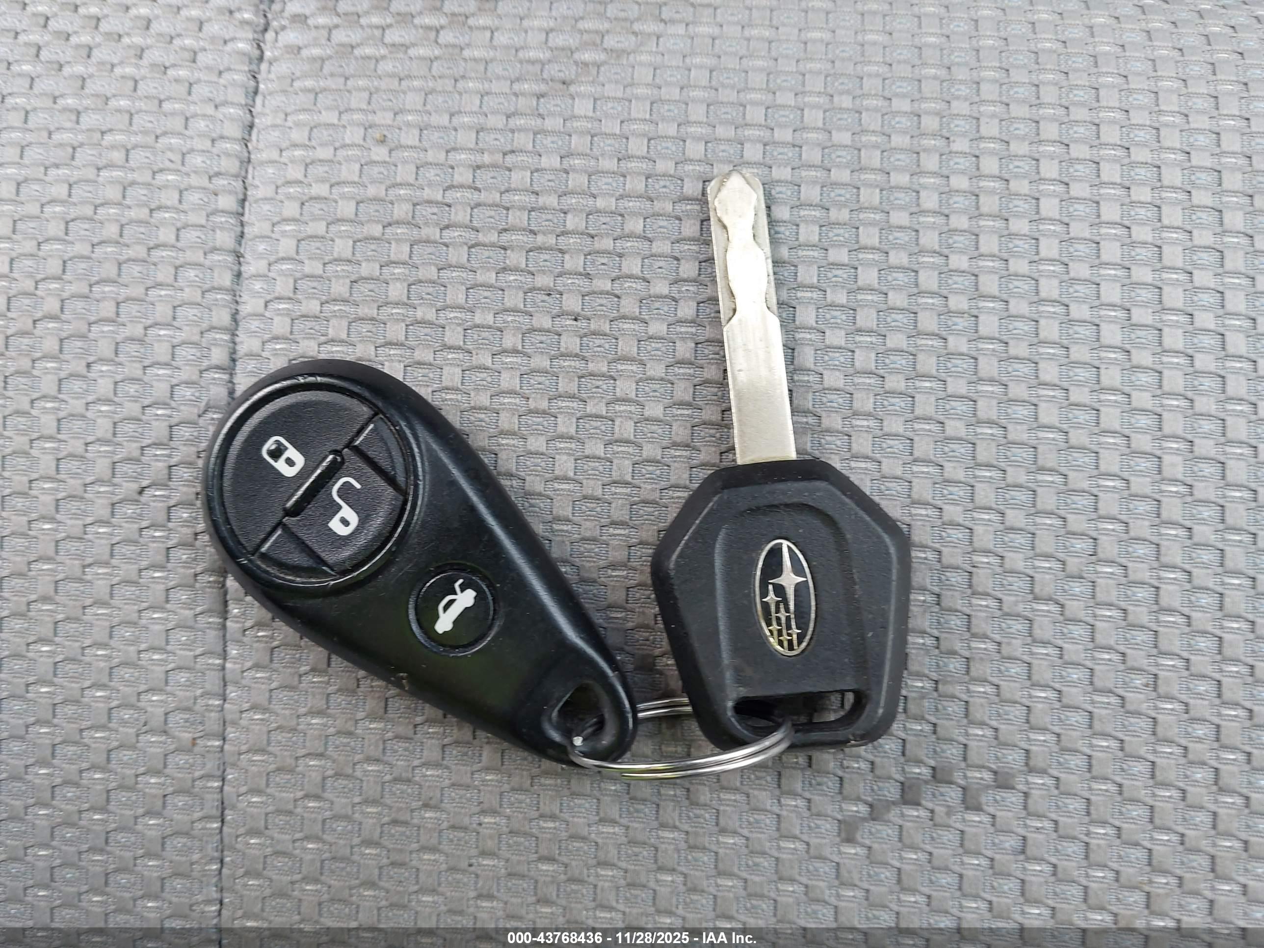 SUBARU FORESTER image 11