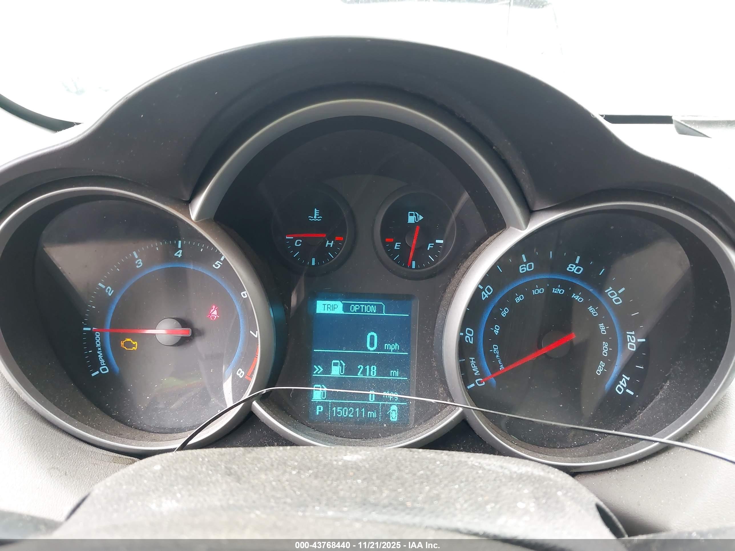 CHEVROLET CRUZE image 7