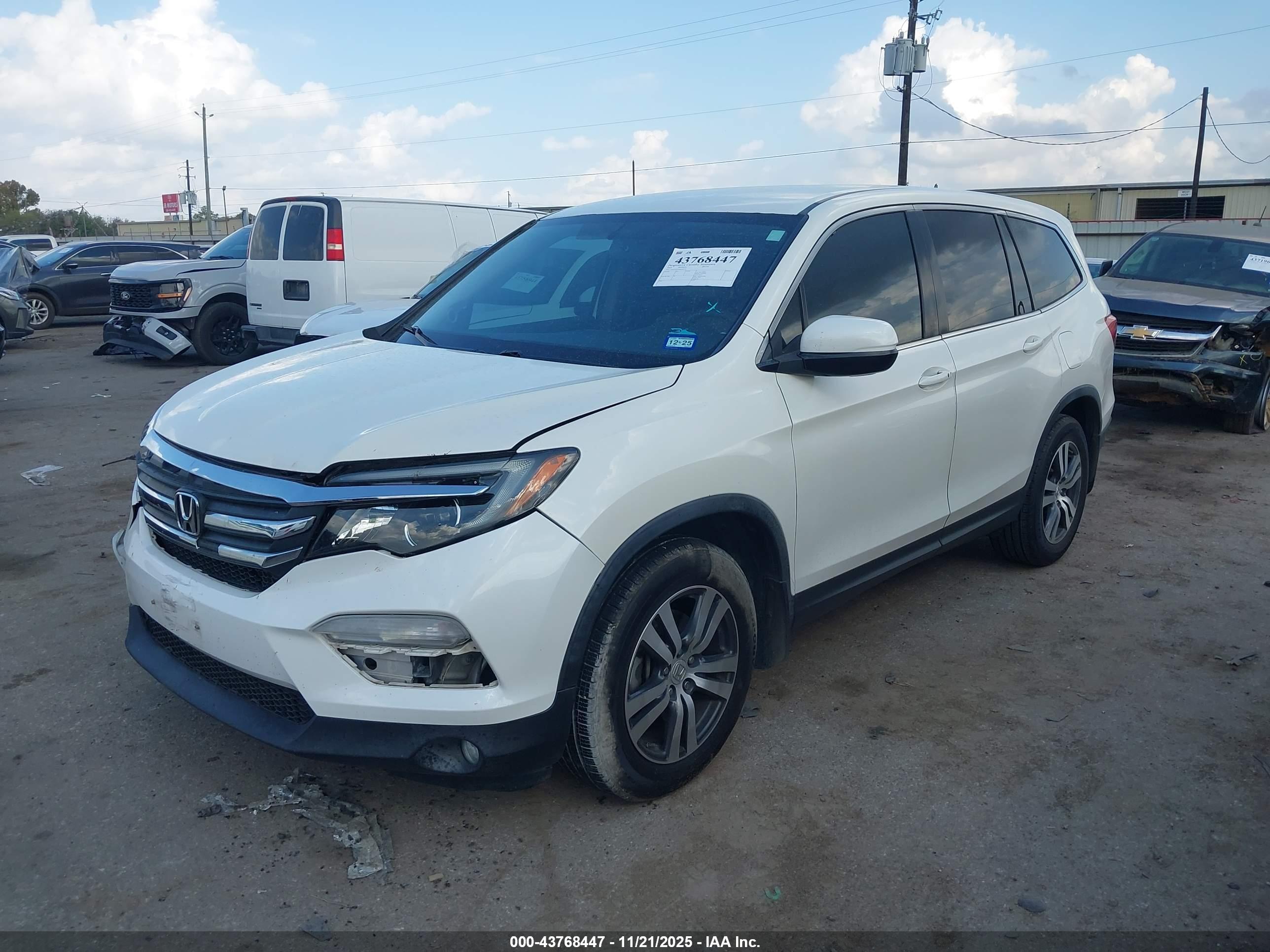 HONDA PILOT image 6