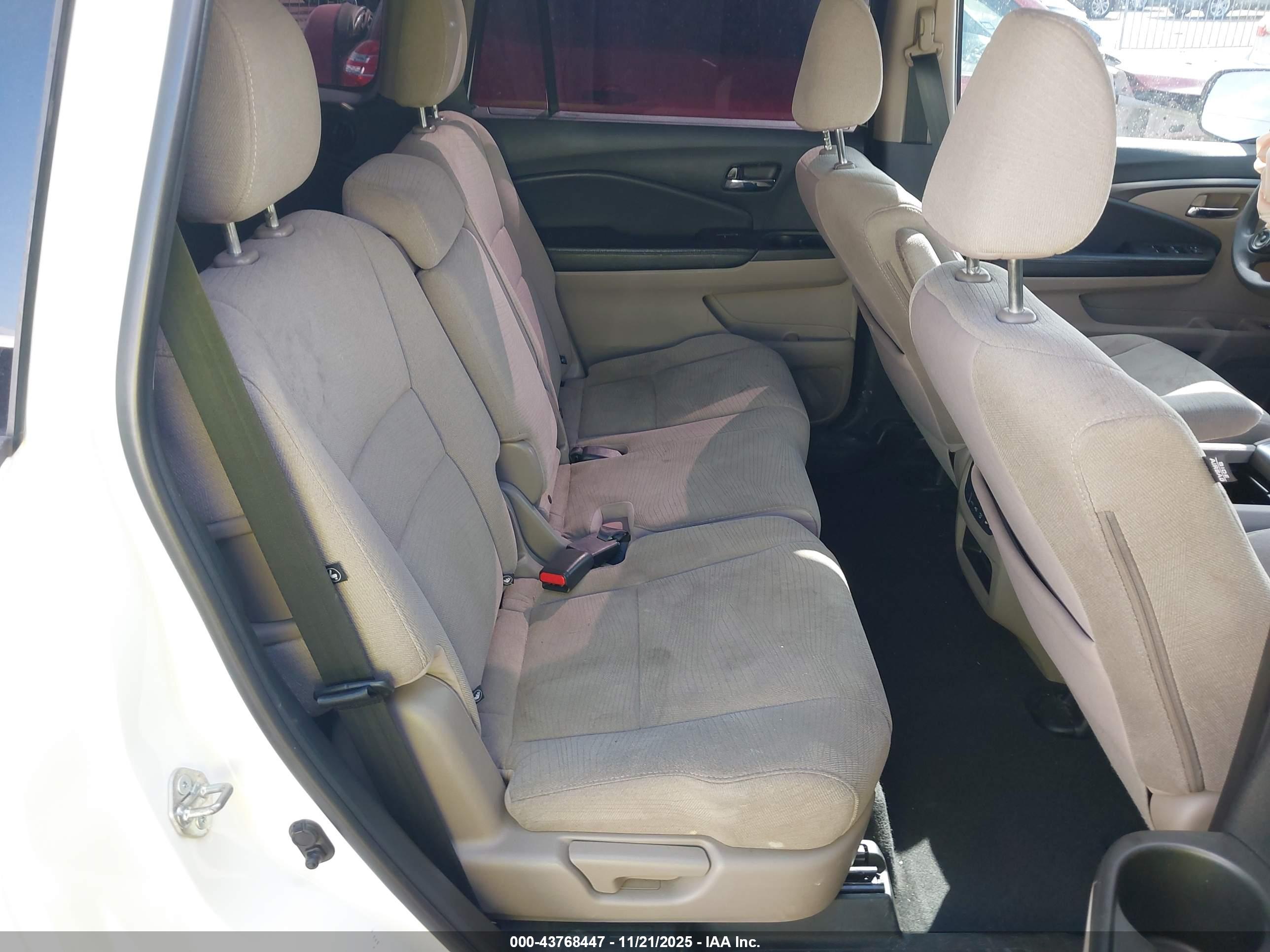 HONDA PILOT image 8