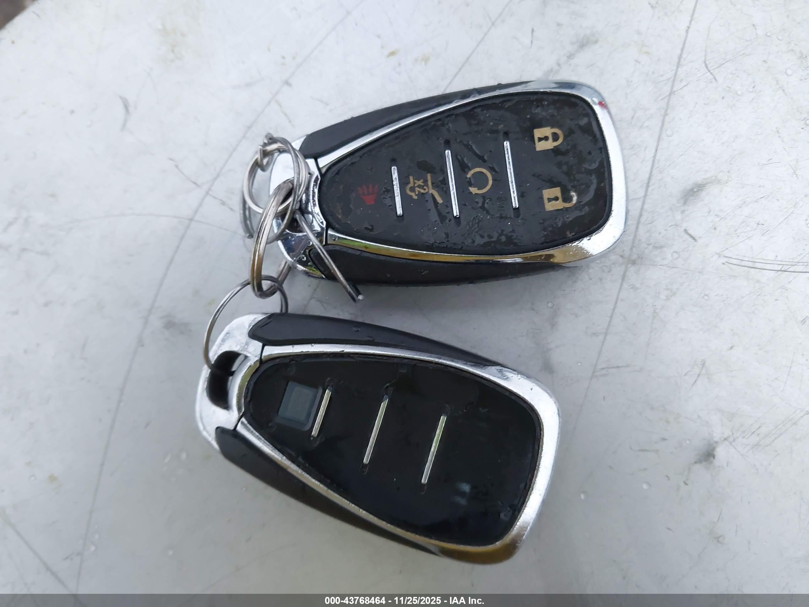 CHEVROLET EQUINOX image 11