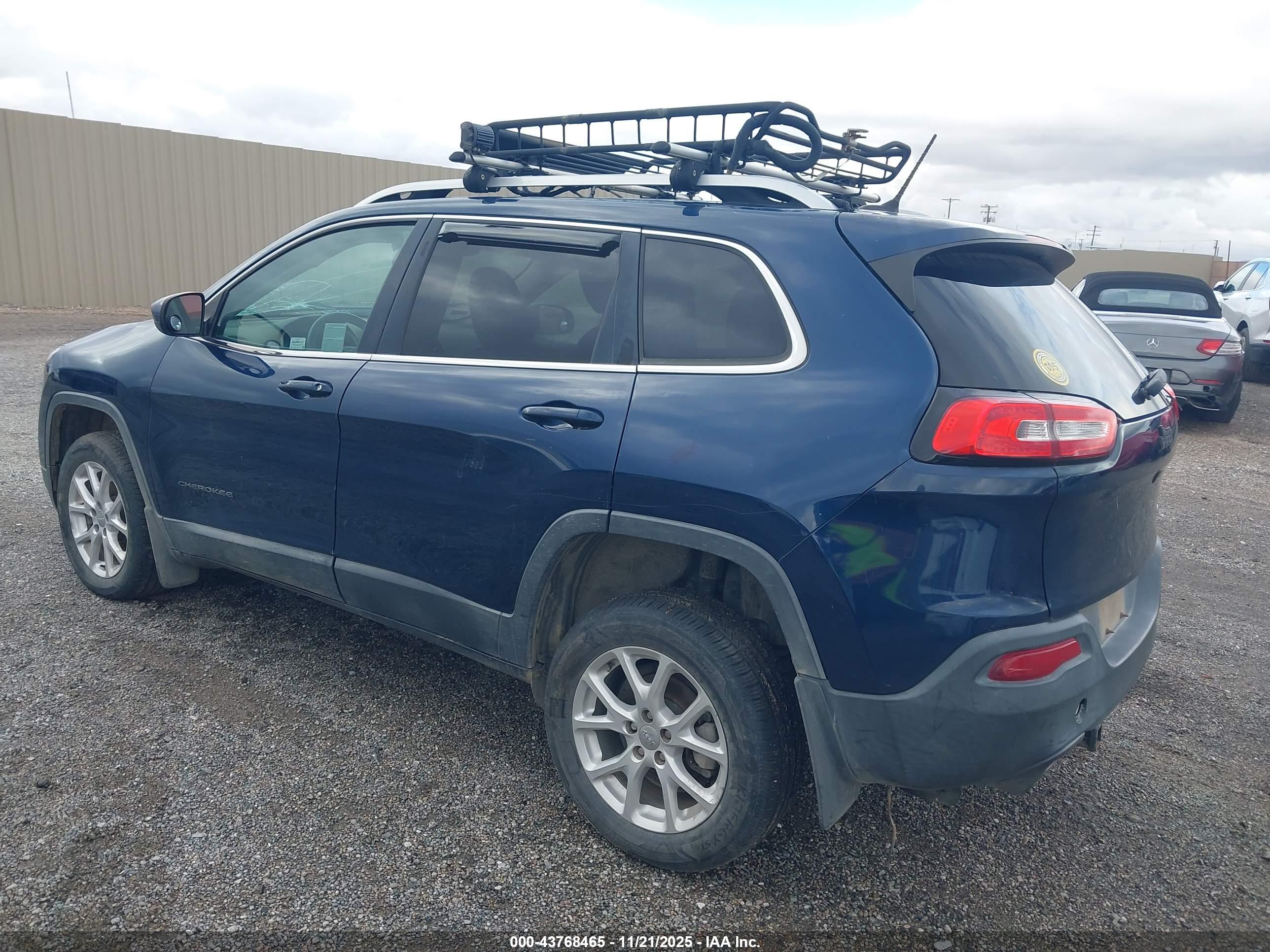 JEEP CHEROKEE image 3