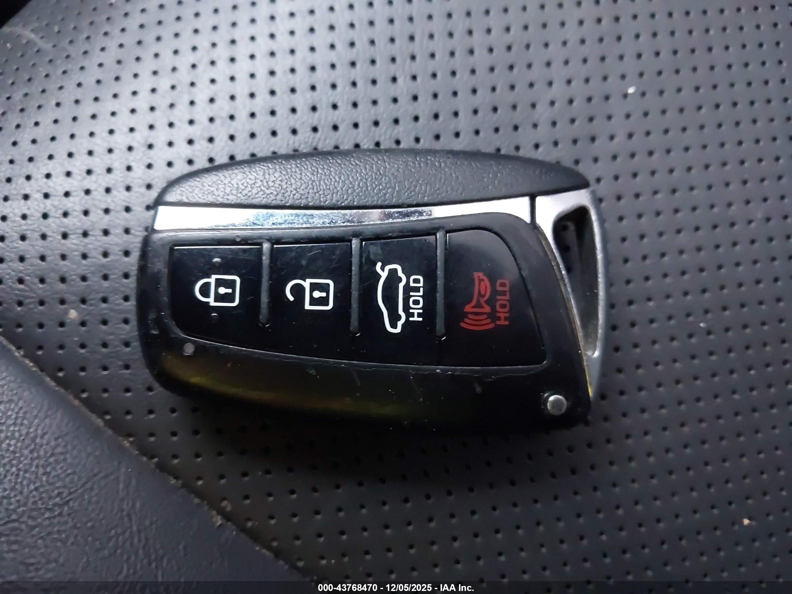 HYUNDAI EQUUS image 11