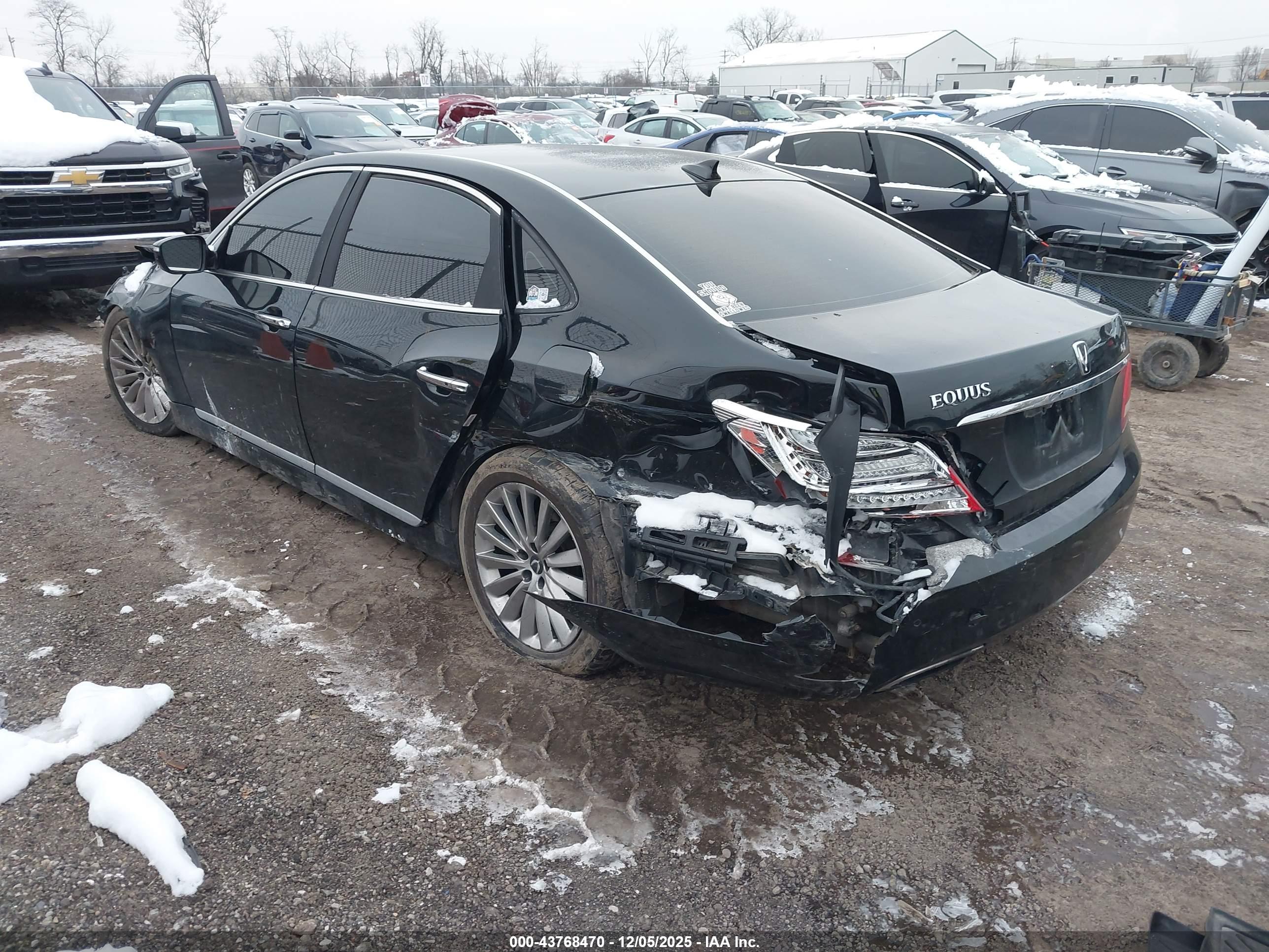 HYUNDAI EQUUS image 3