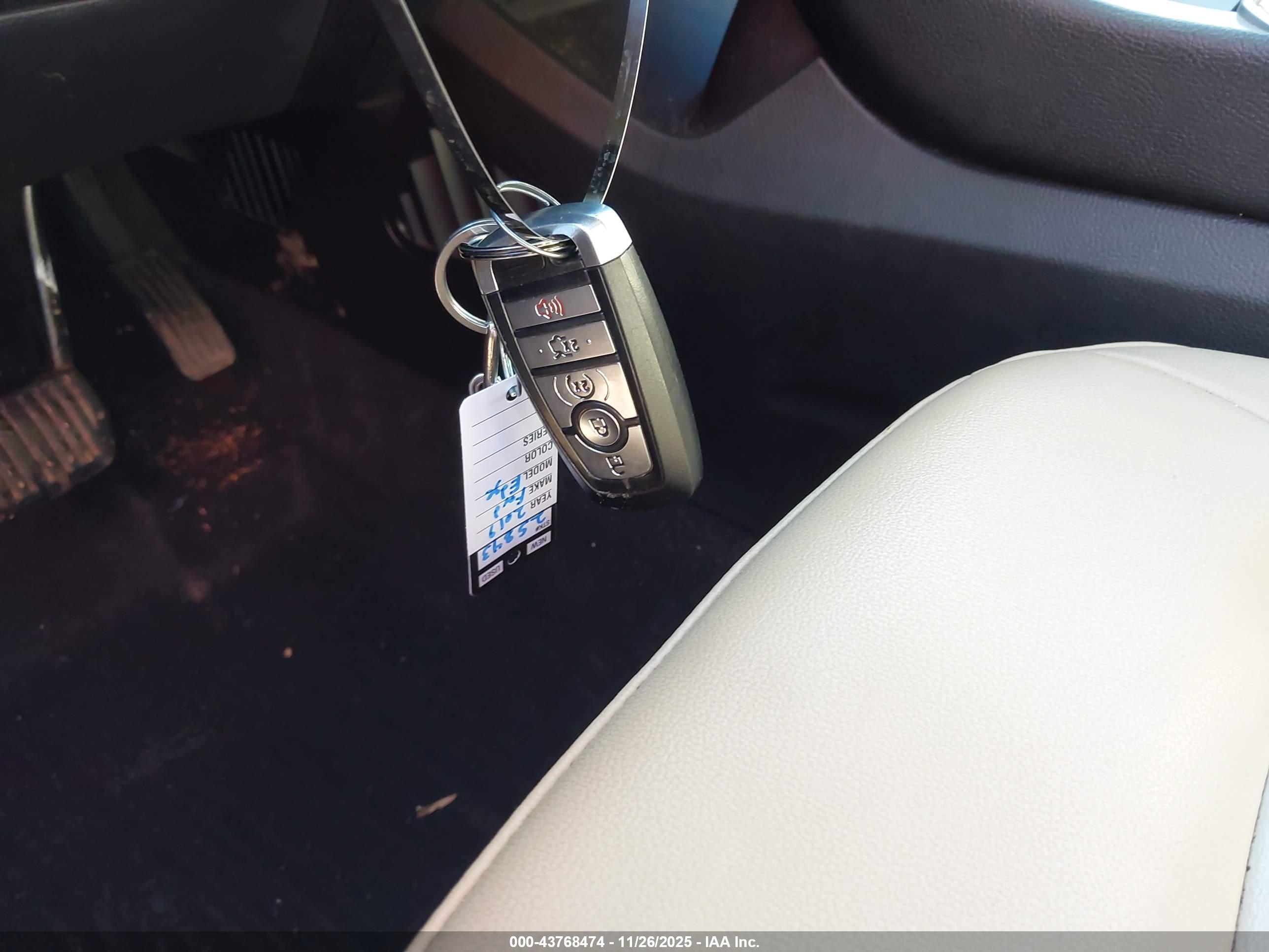 FORD EDGE image 11