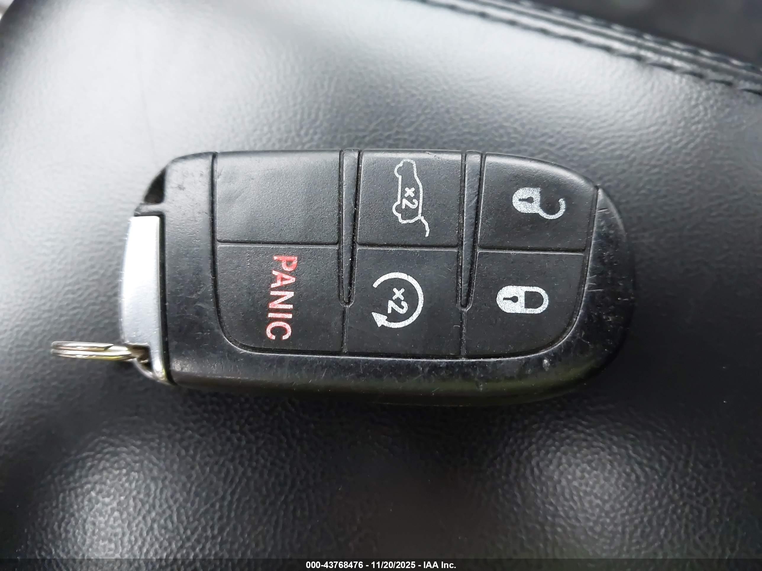 JEEP GRAND image 11
