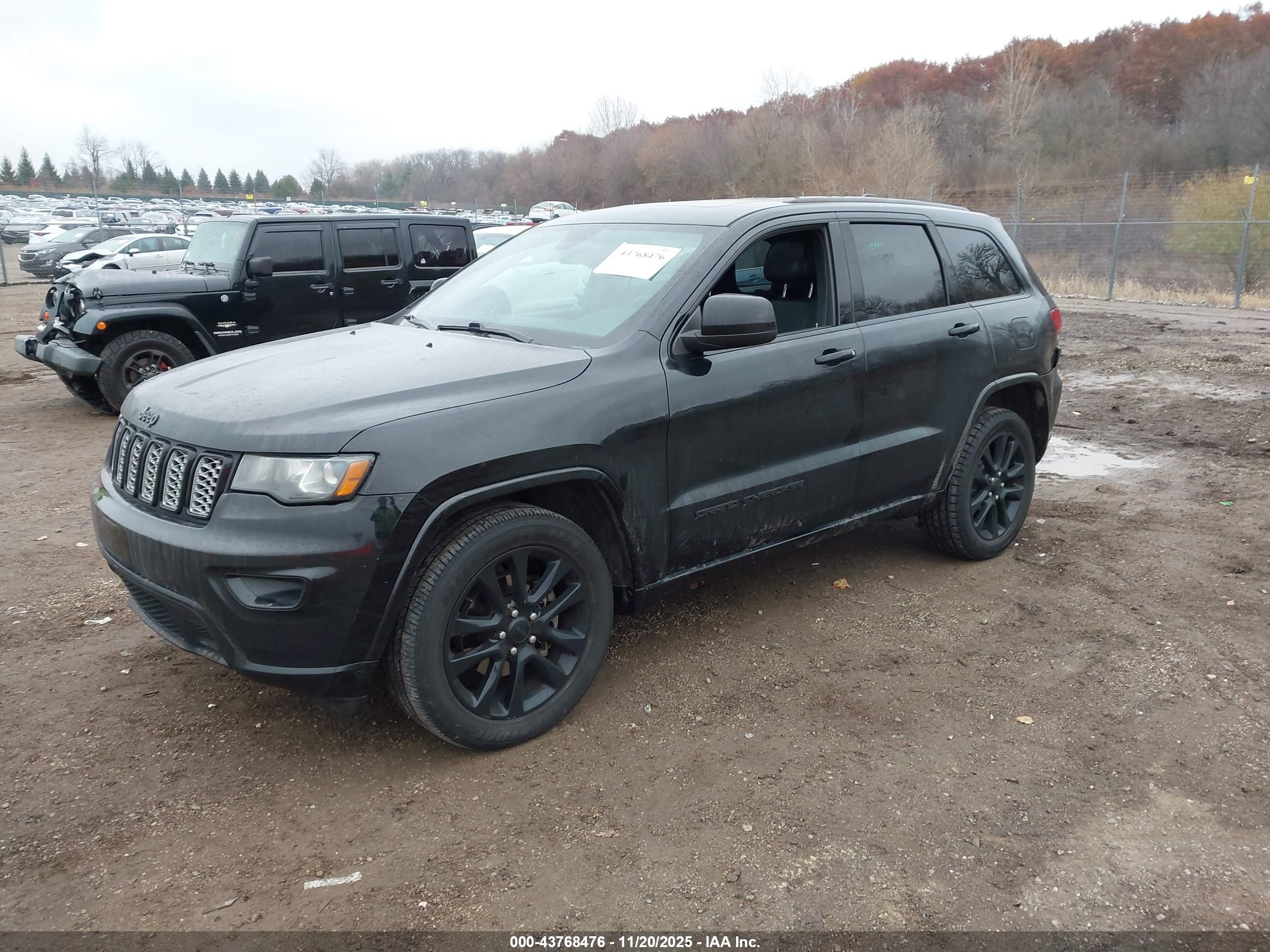 JEEP GRAND image 2