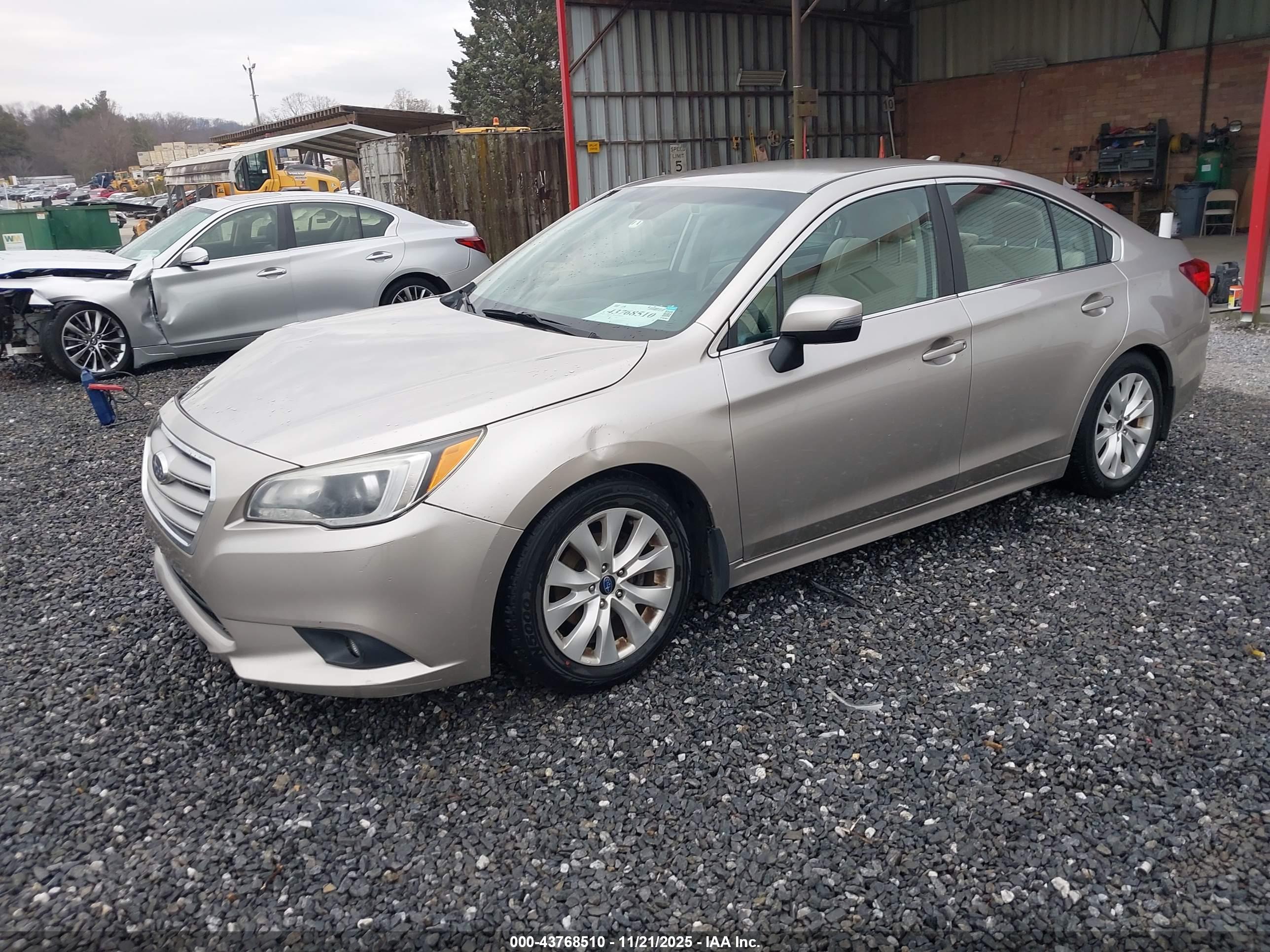 SUBARU LEGACY image 2