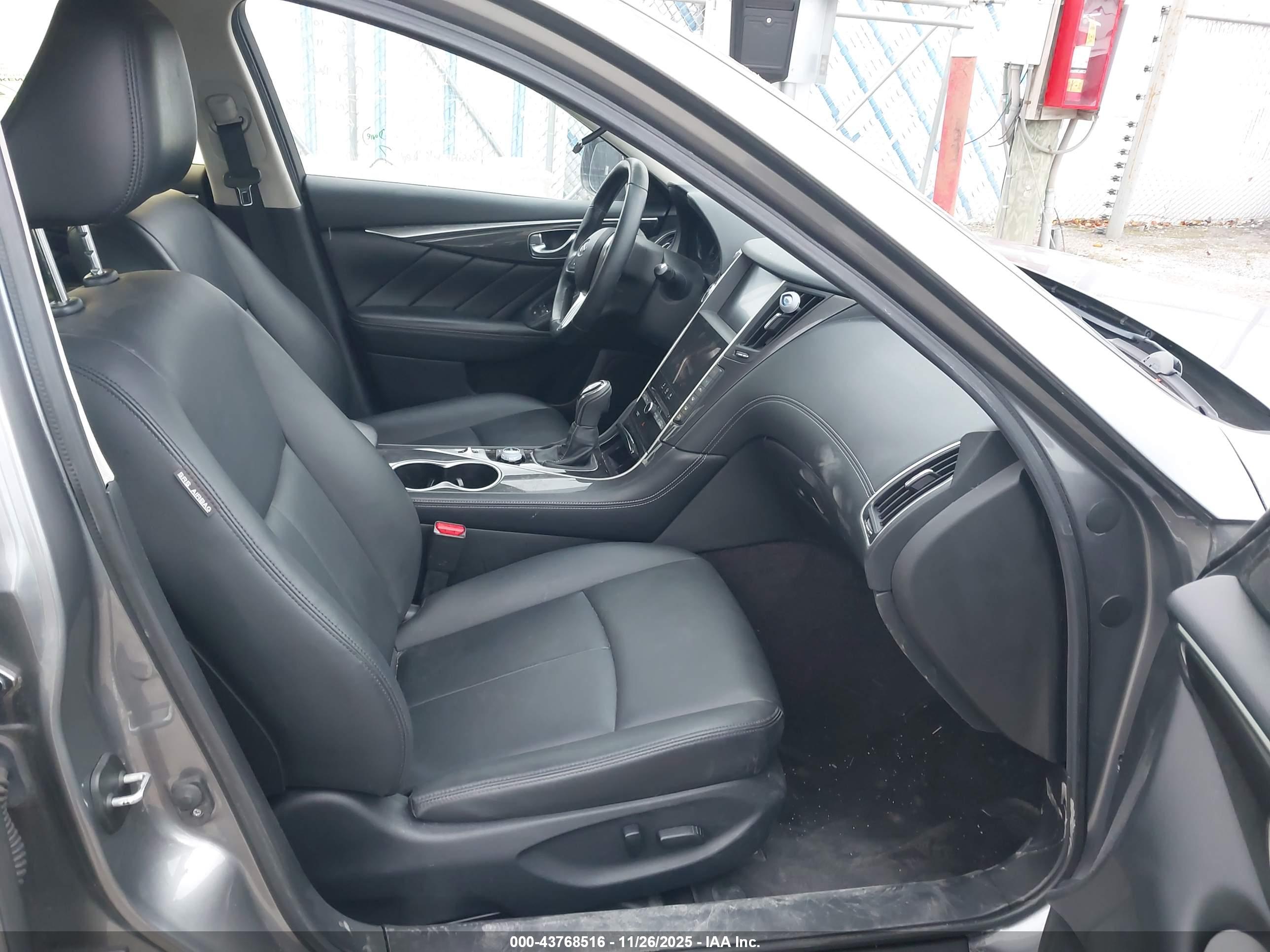 INFINITI Q50 image 5