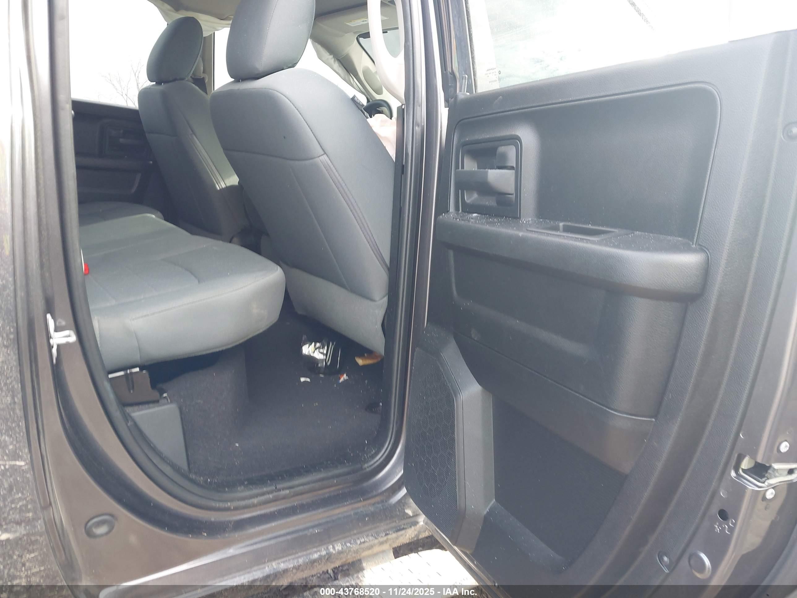 RAM 1500 image 8