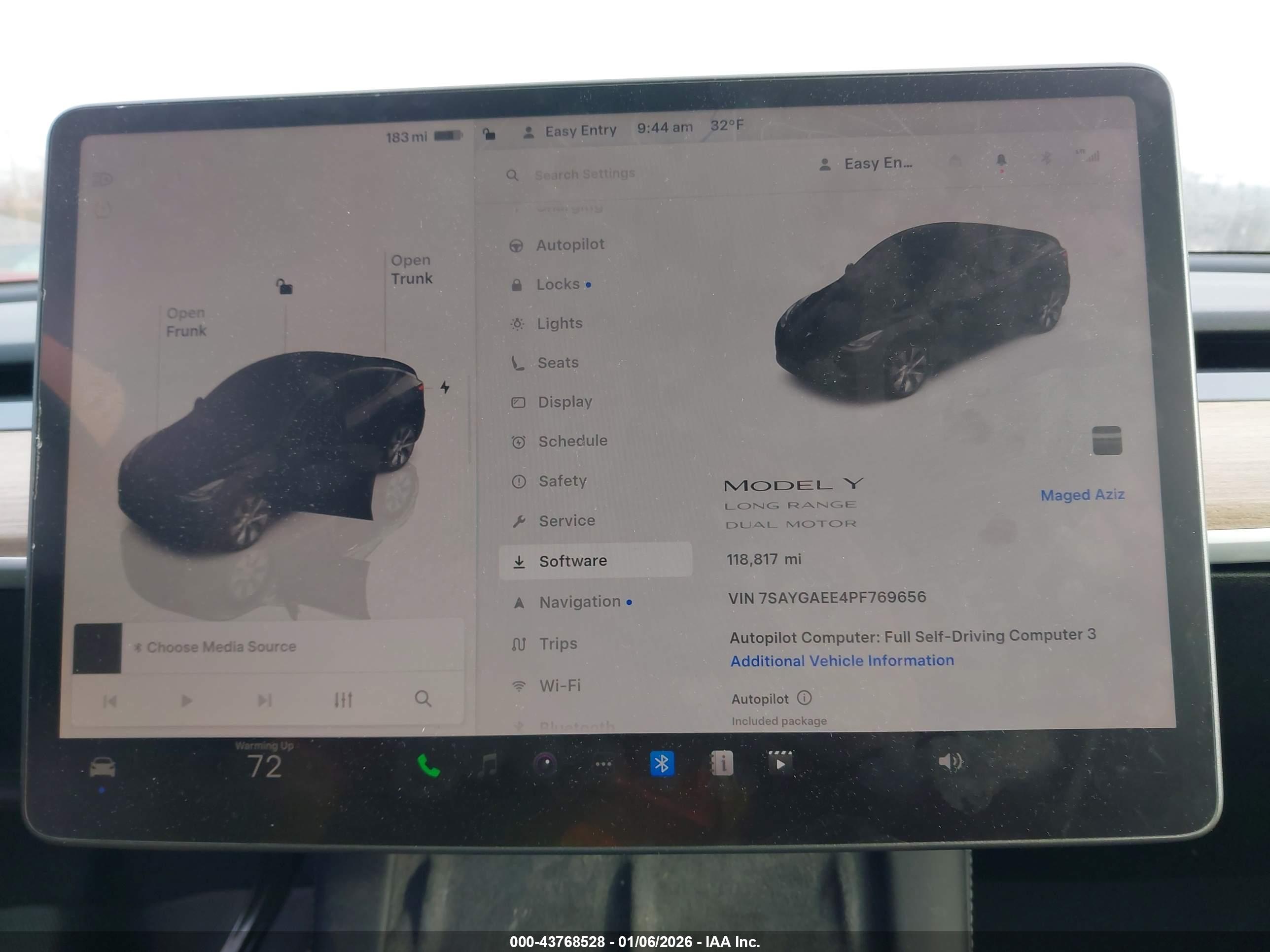 TESLA MODEL image 7