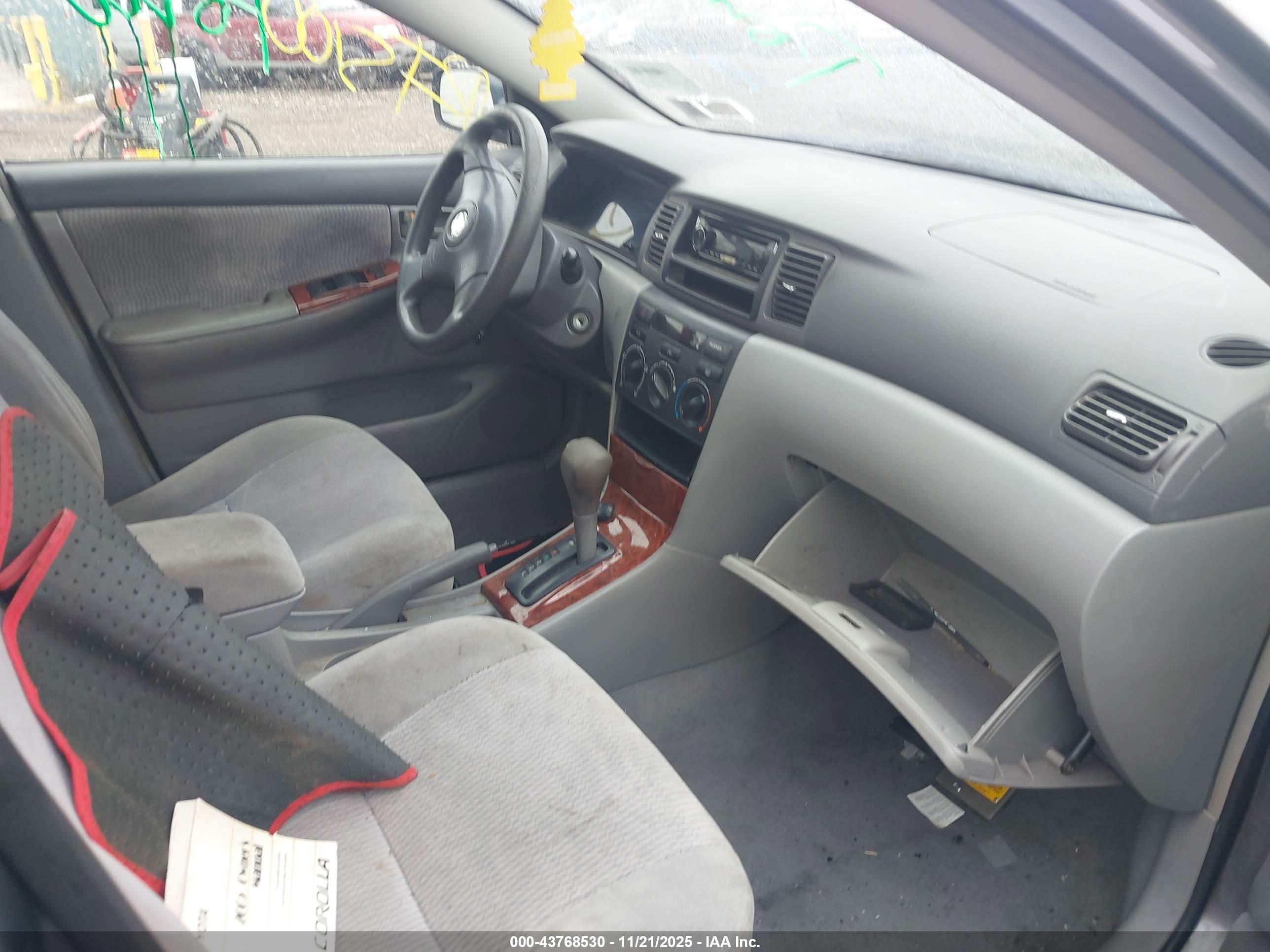 TOYOTA COROLLA image 5
