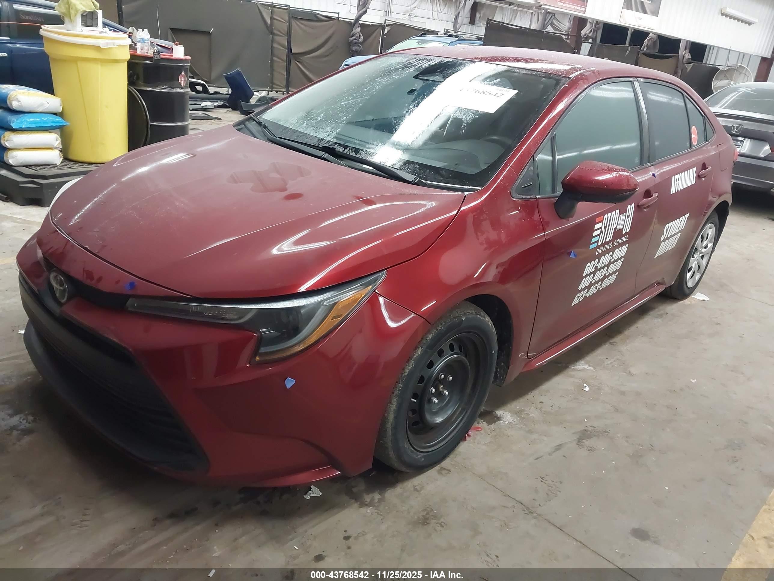 TOYOTA COROLLA image 2
