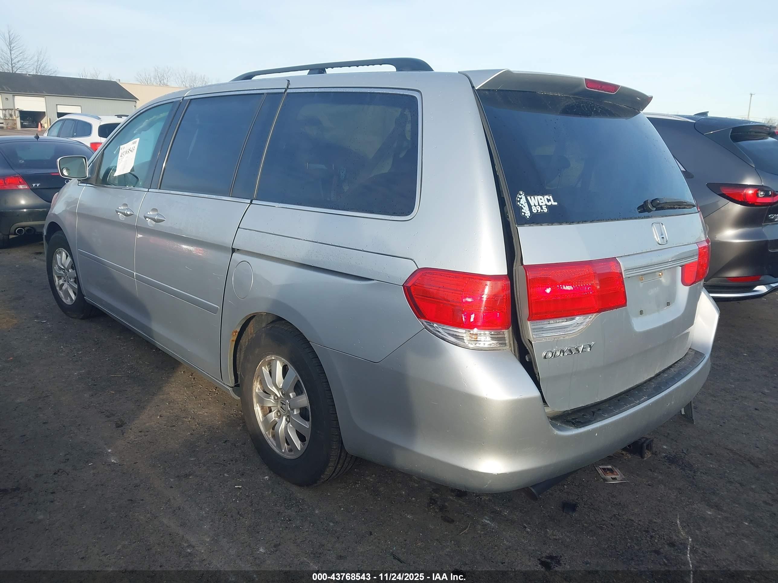 HONDA ODYSSEY image 3
