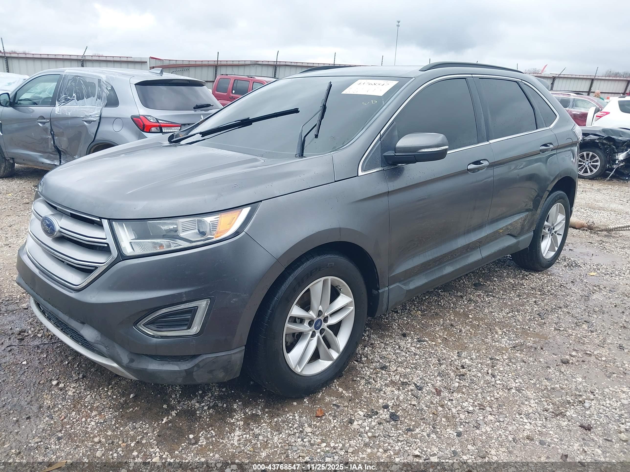 FORD EDGE image 2