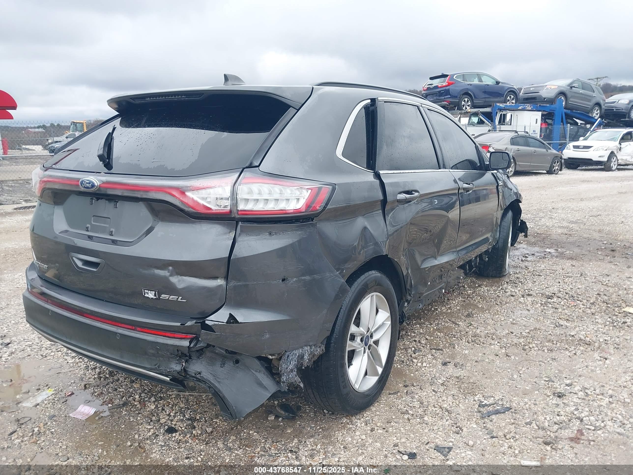 FORD EDGE image 4