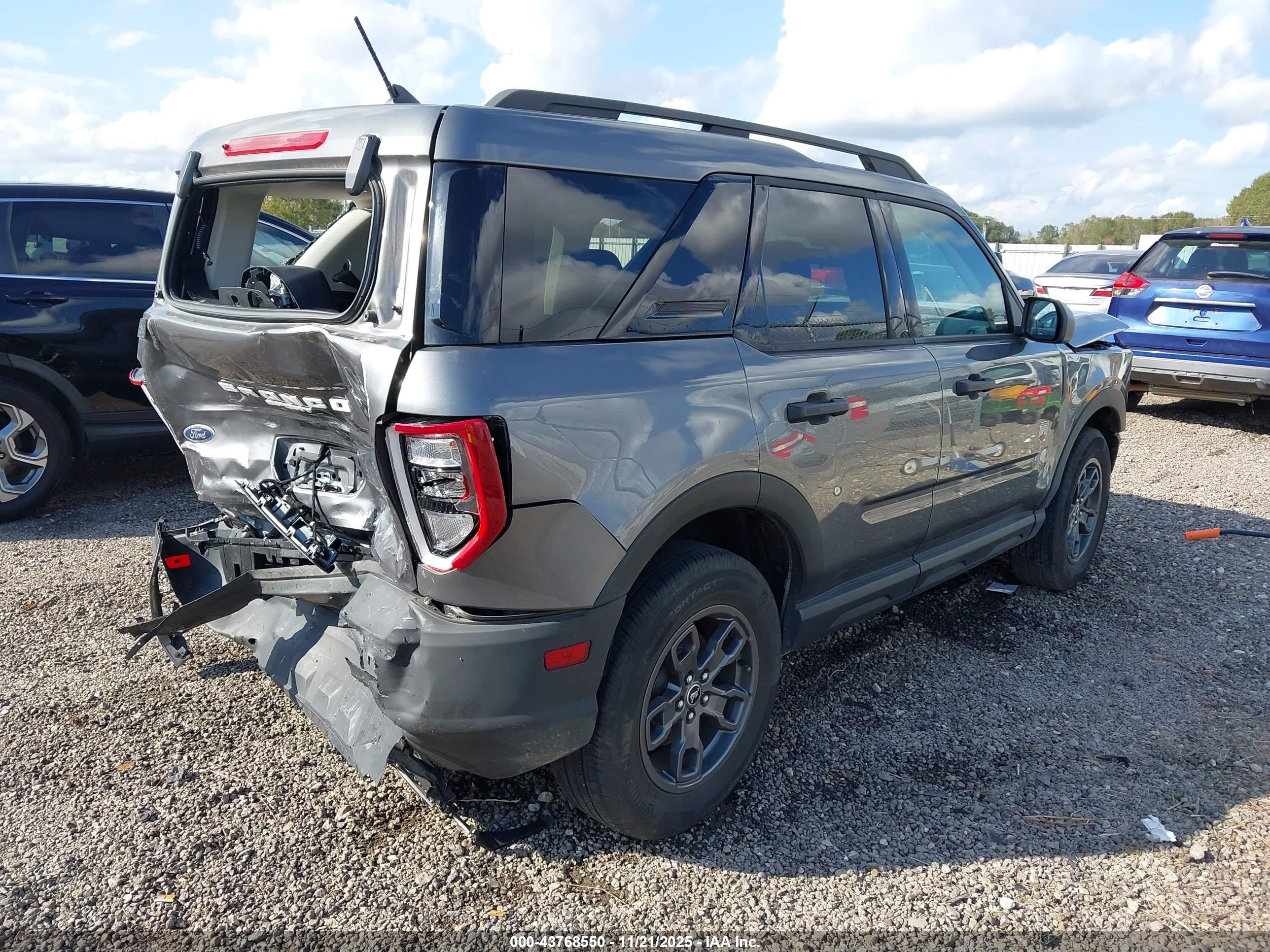 FORD BRONCO image 4