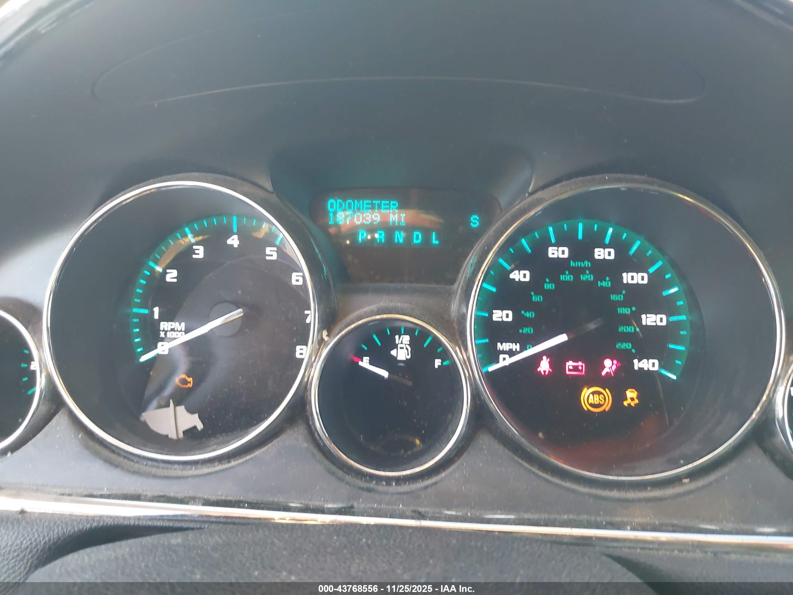 BUICK ENCLAVE image 7