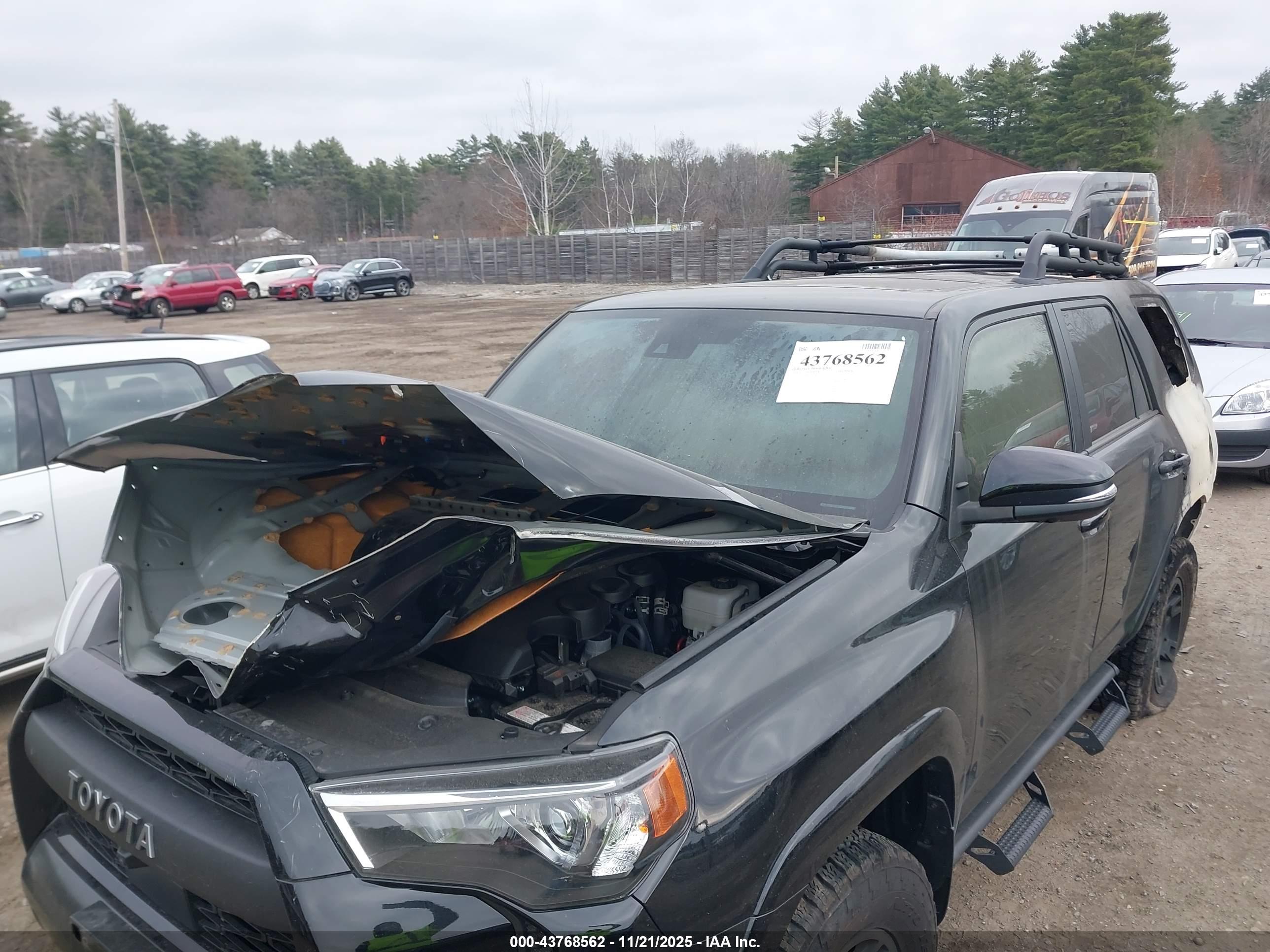 TOYOTA 4RUNNER image 6