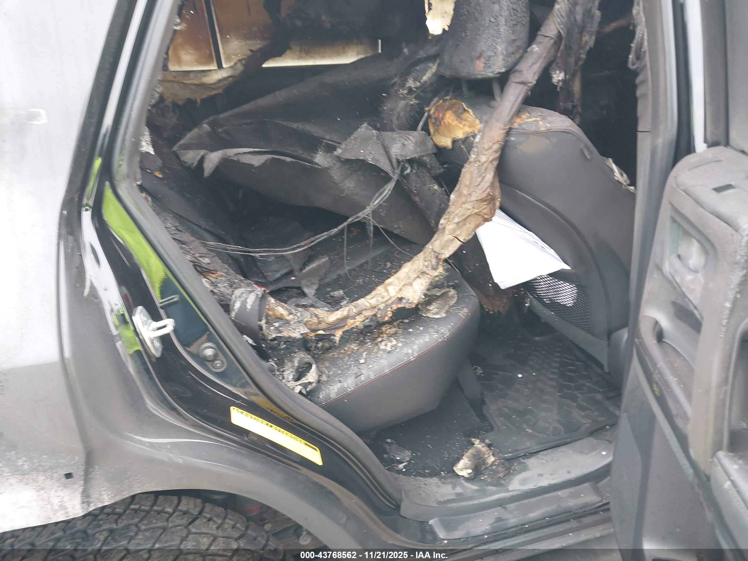 TOYOTA 4RUNNER image 8