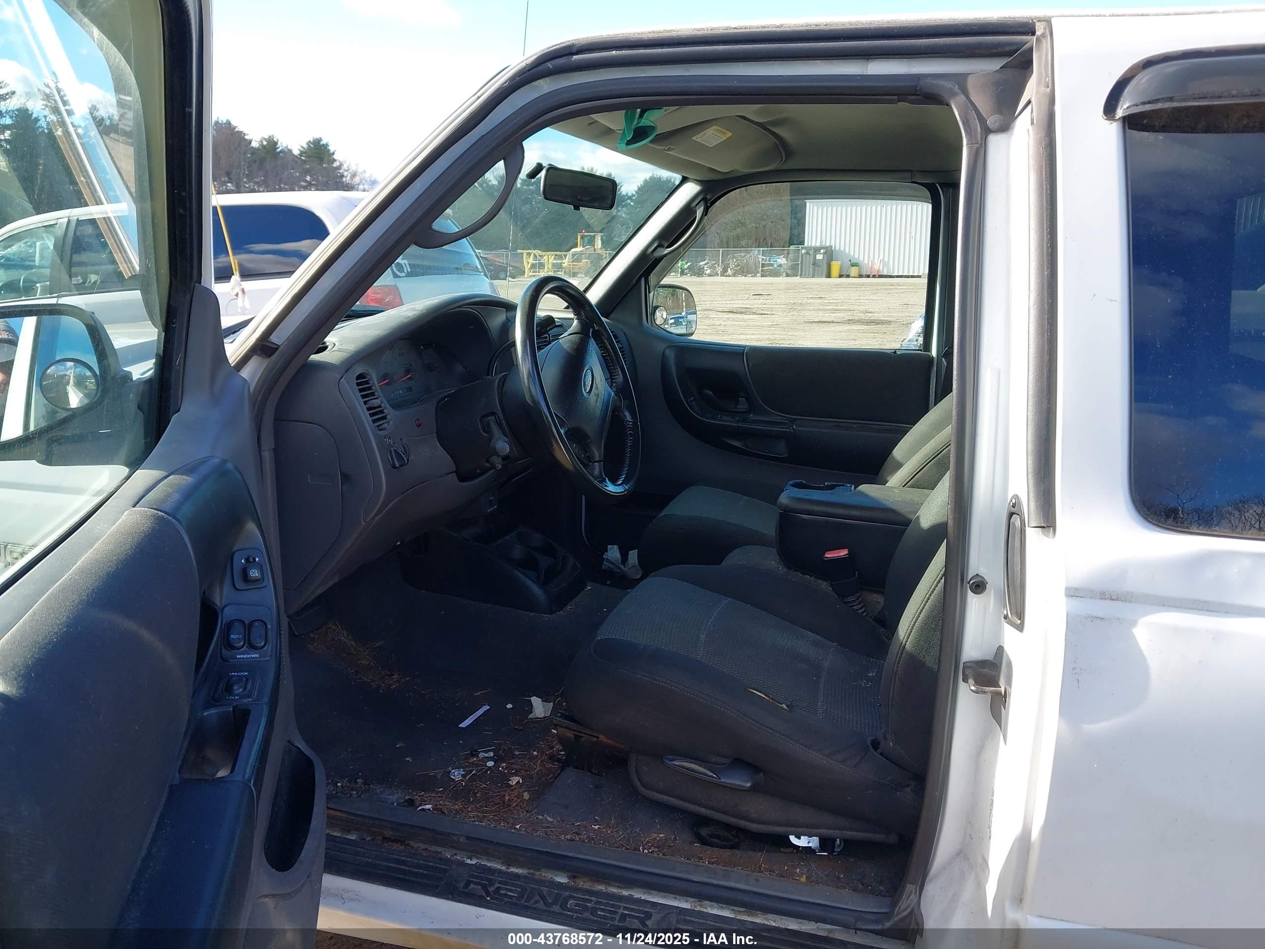 FORD RANGER image 5