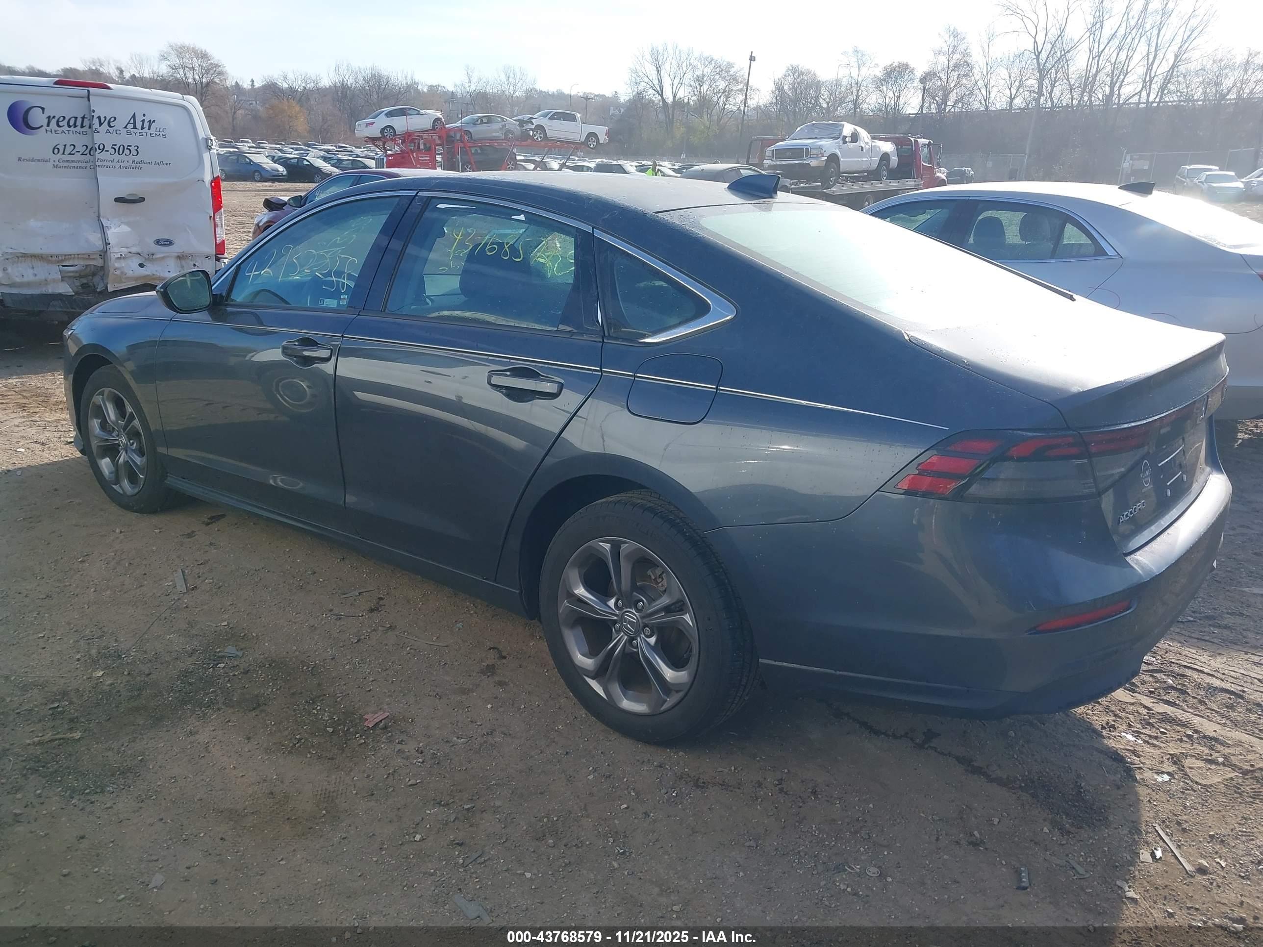 HONDA ACCORD image 3