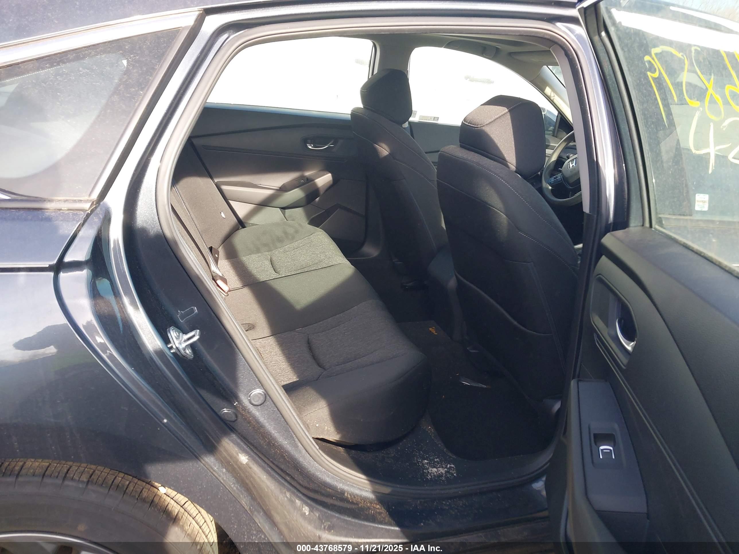 HONDA ACCORD image 8
