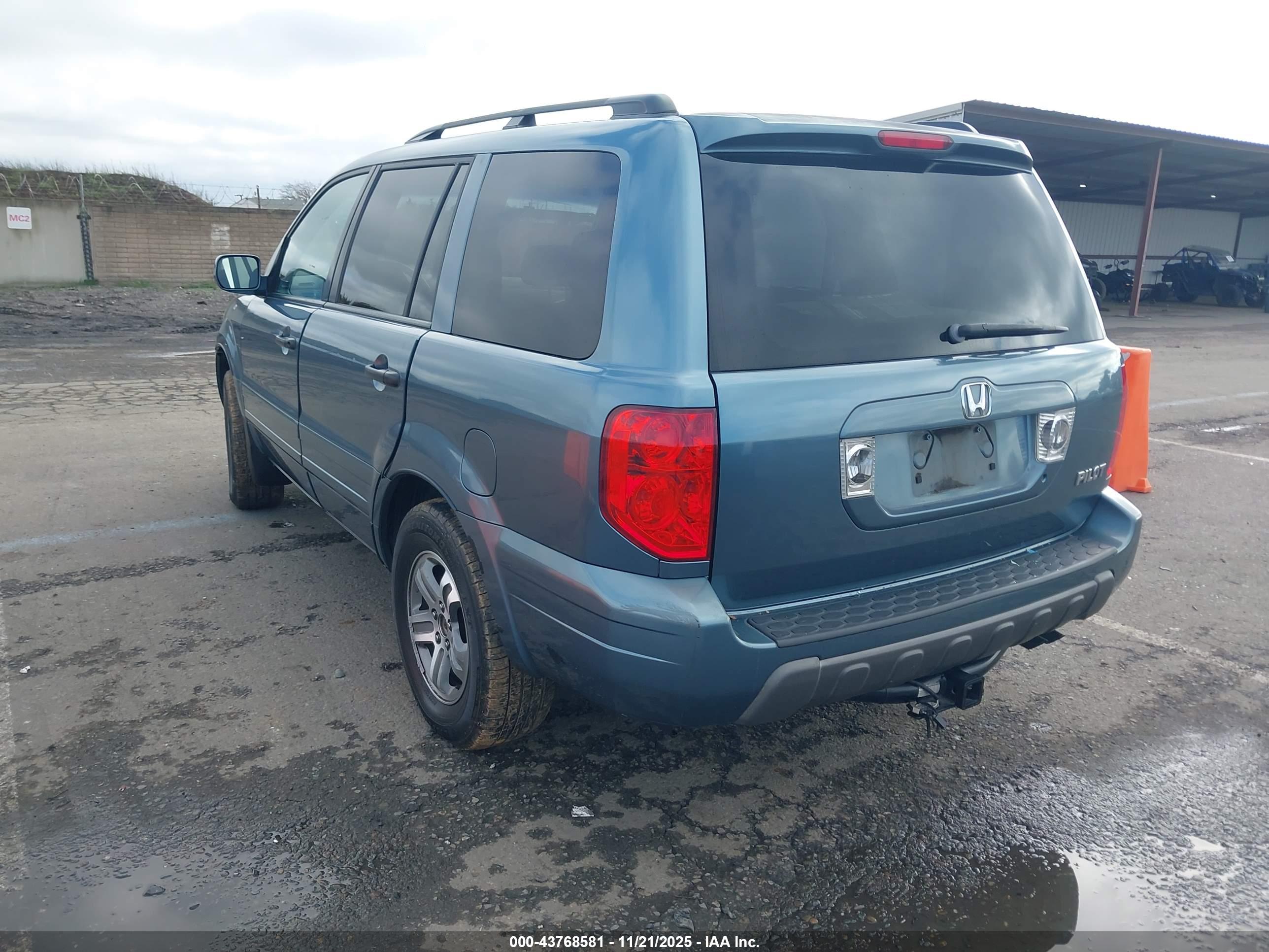 HONDA PILOT image 3