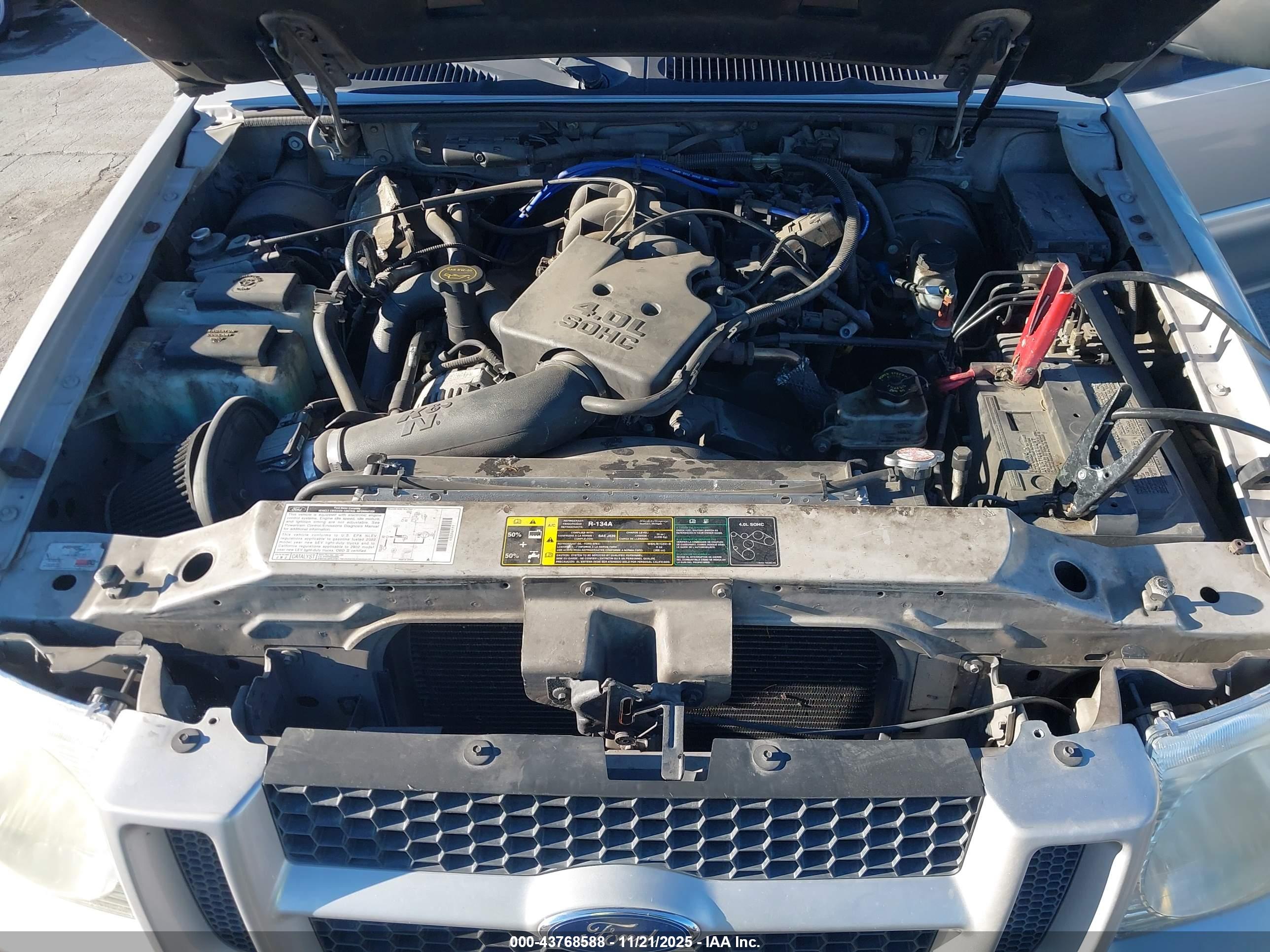 FORD EXPLORER image 10
