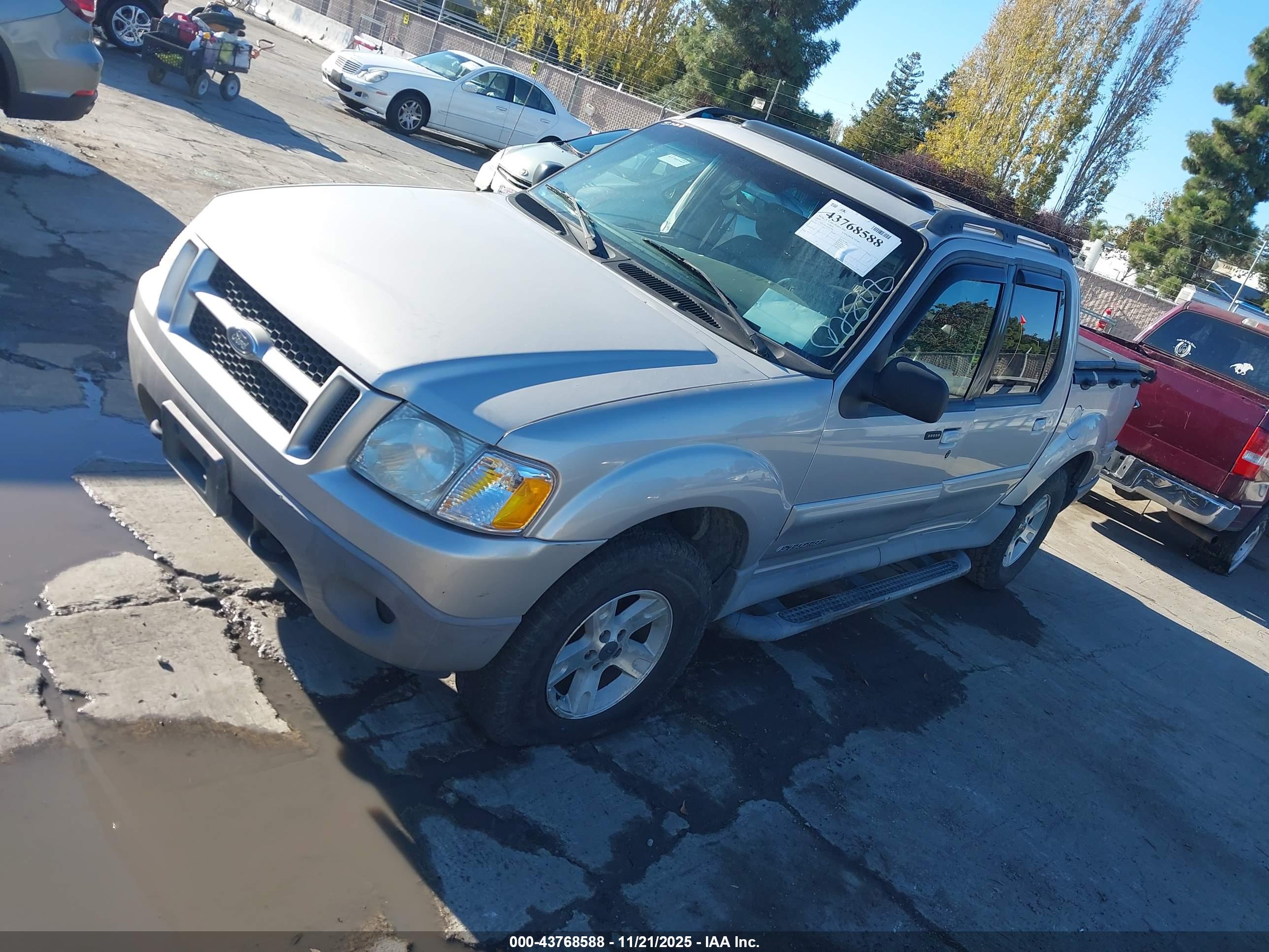 FORD EXPLORER image 2