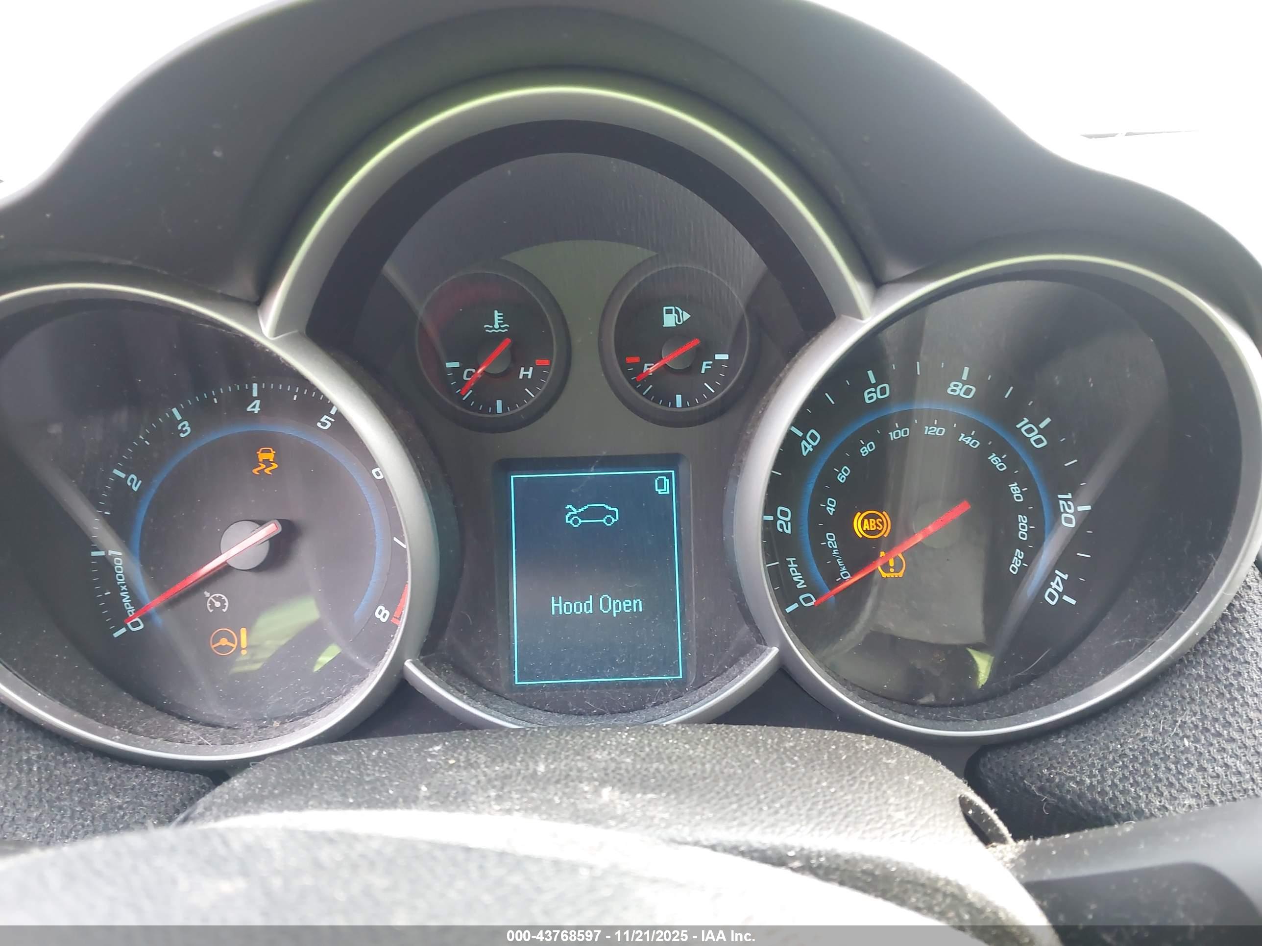 CHEVROLET CRUZE image 7