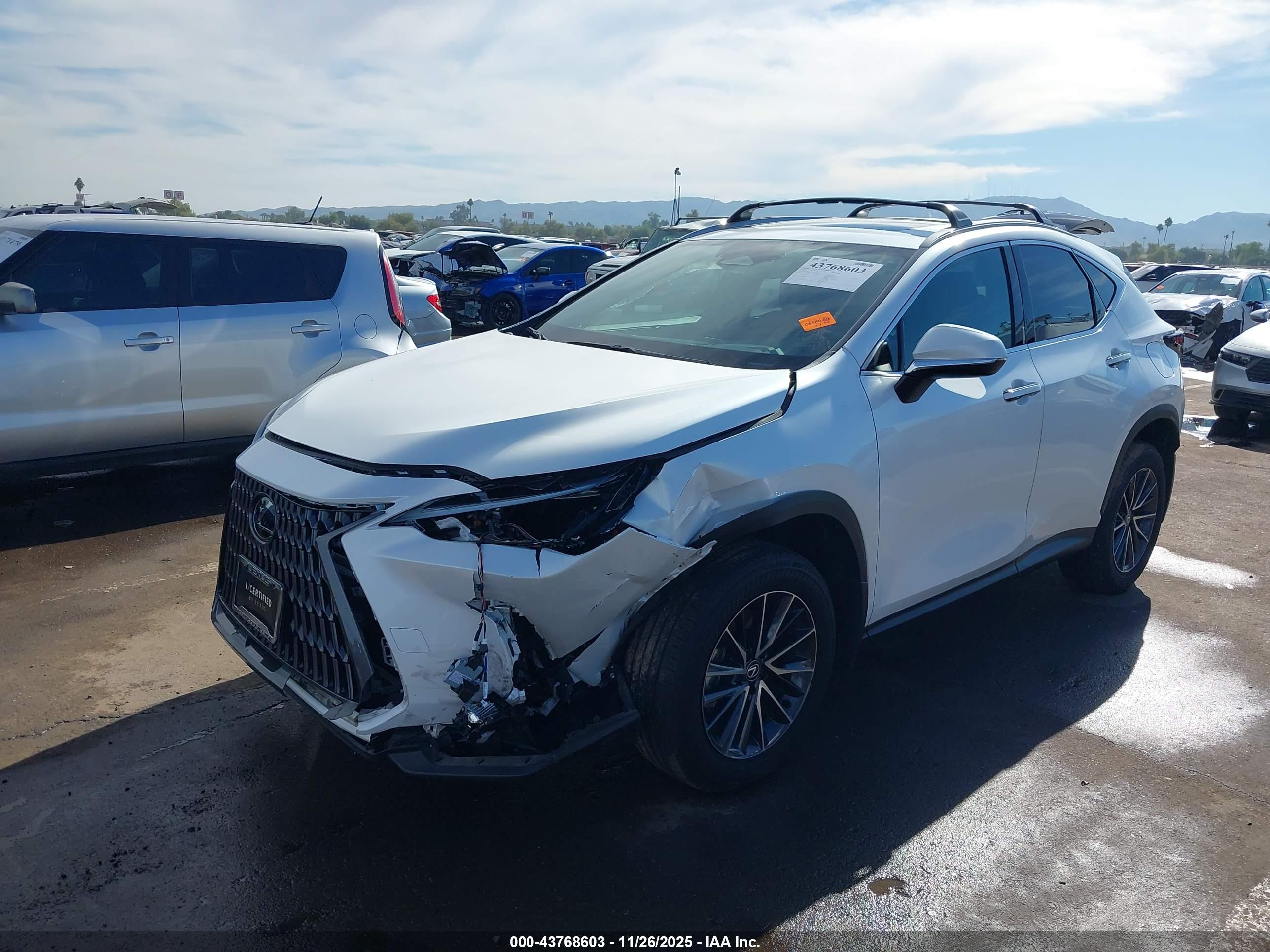LEXUS NX image 6