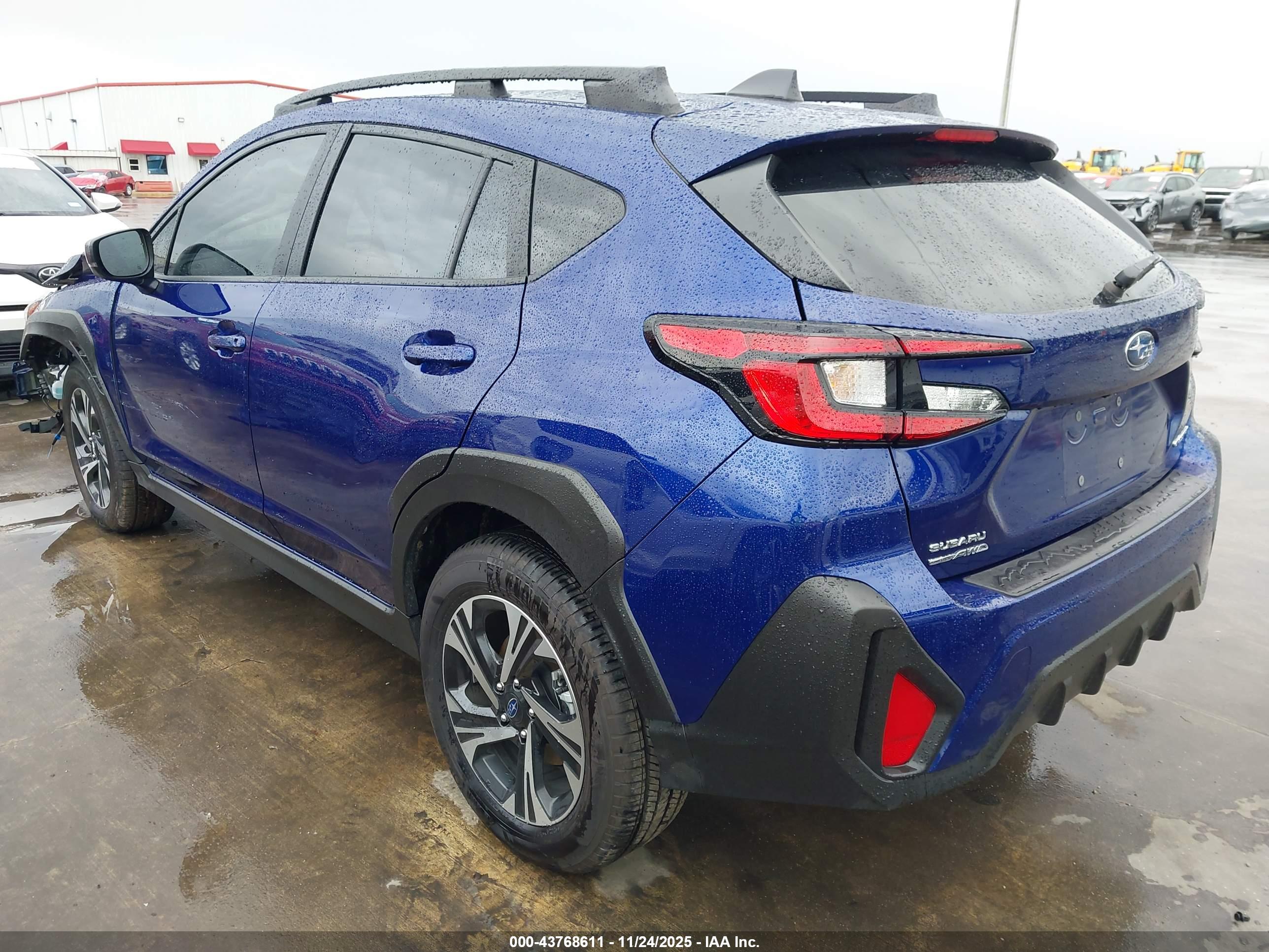 SUBARU CROSSTREK image 3