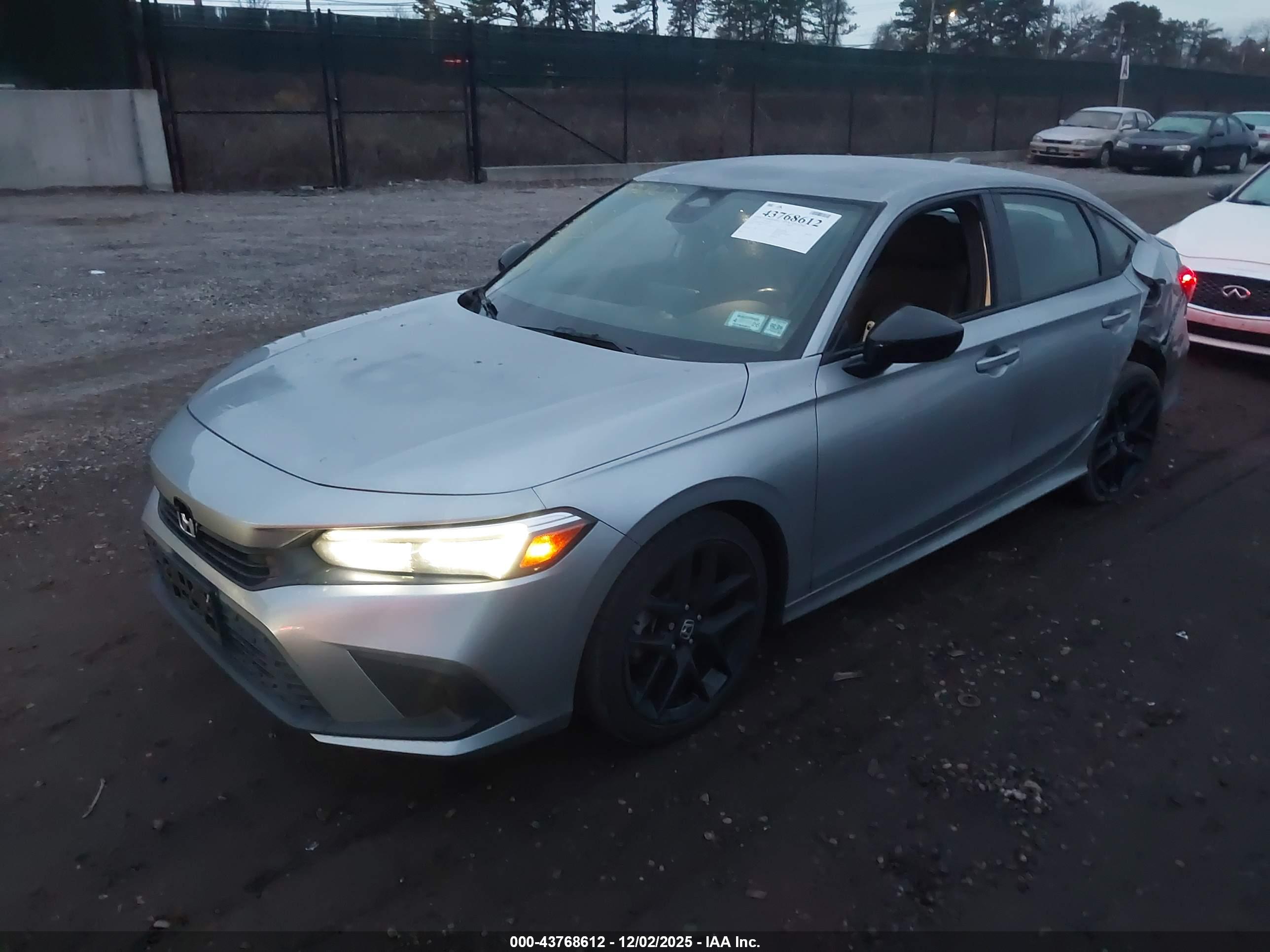 HONDA CIVIC image 2