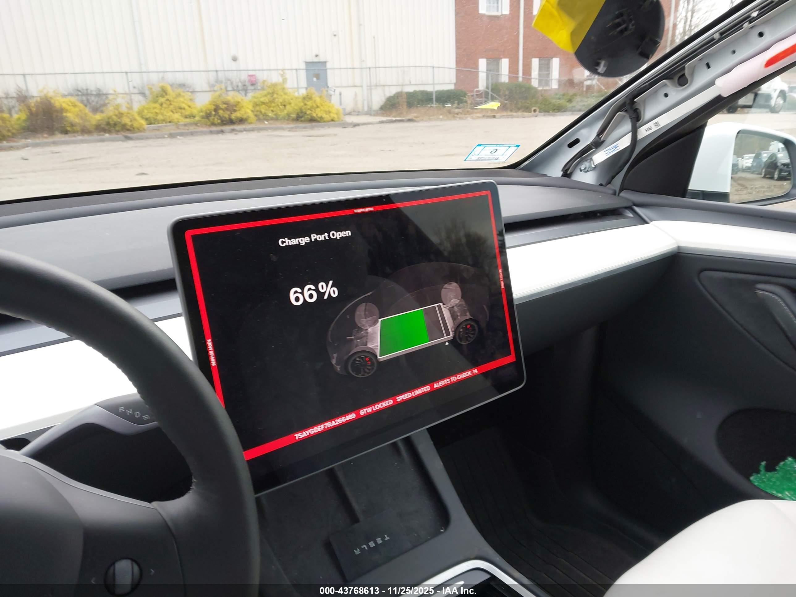 TESLA MODEL image 7