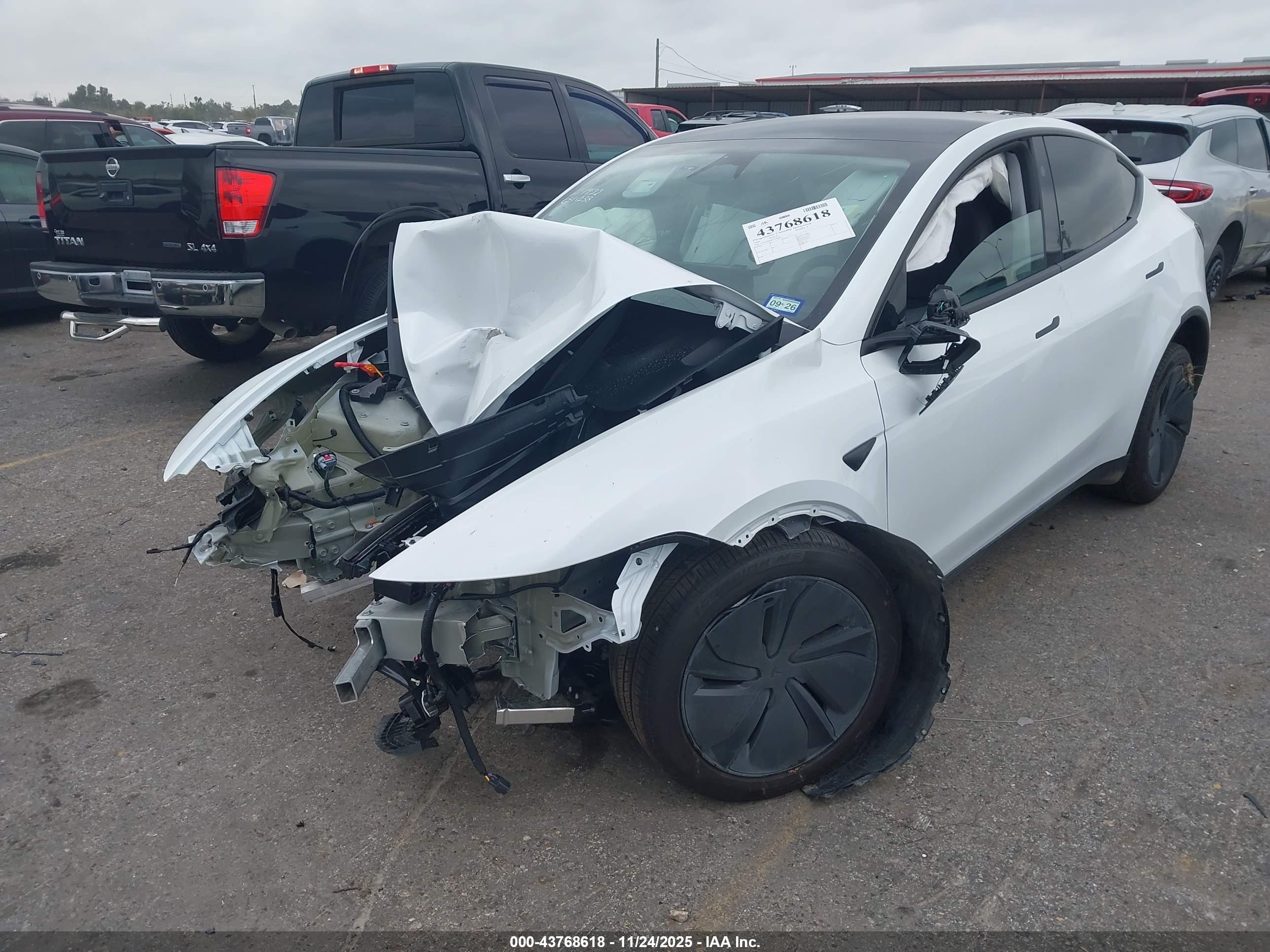 TESLA MODEL image 2