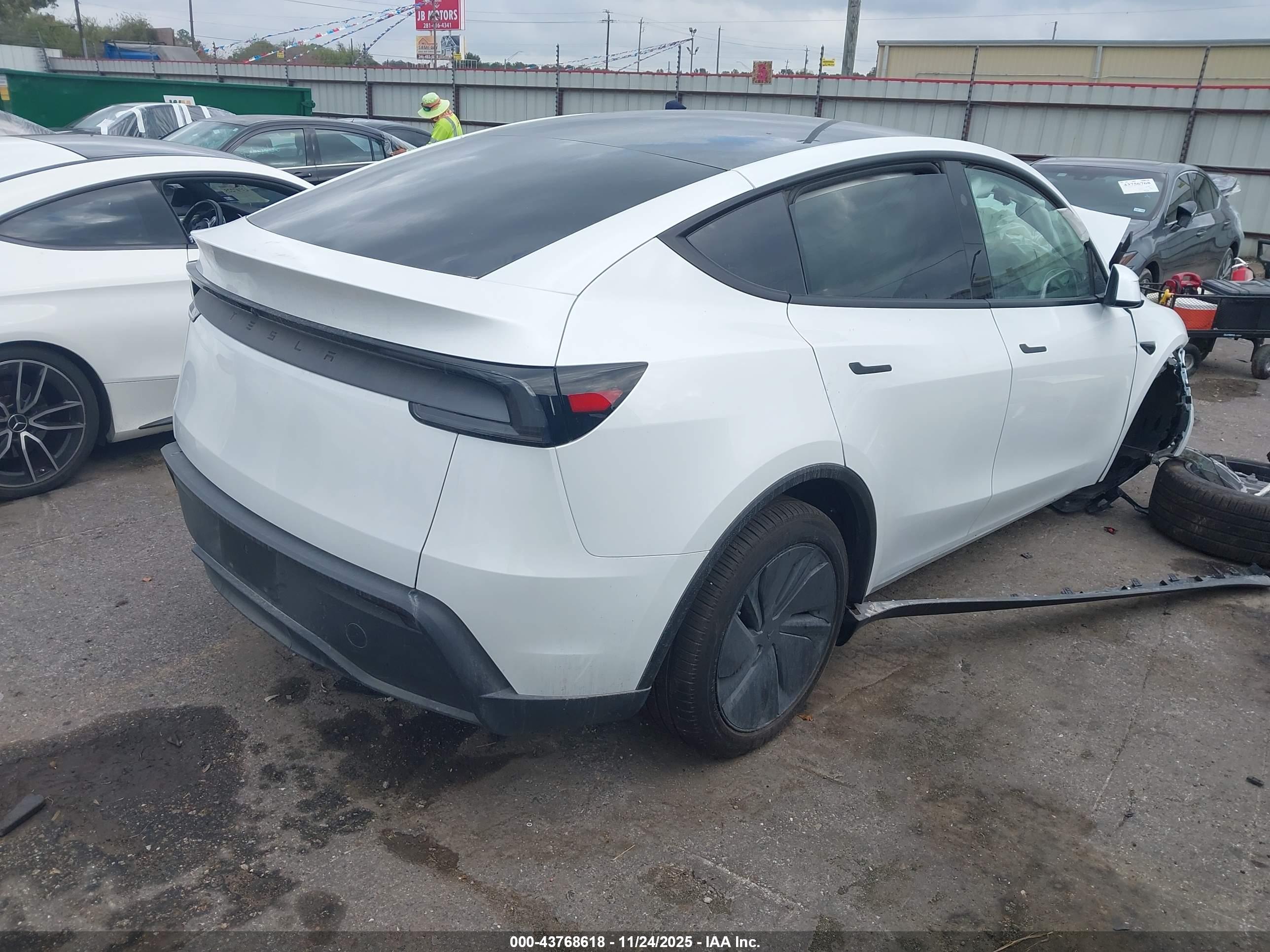 TESLA MODEL image 4