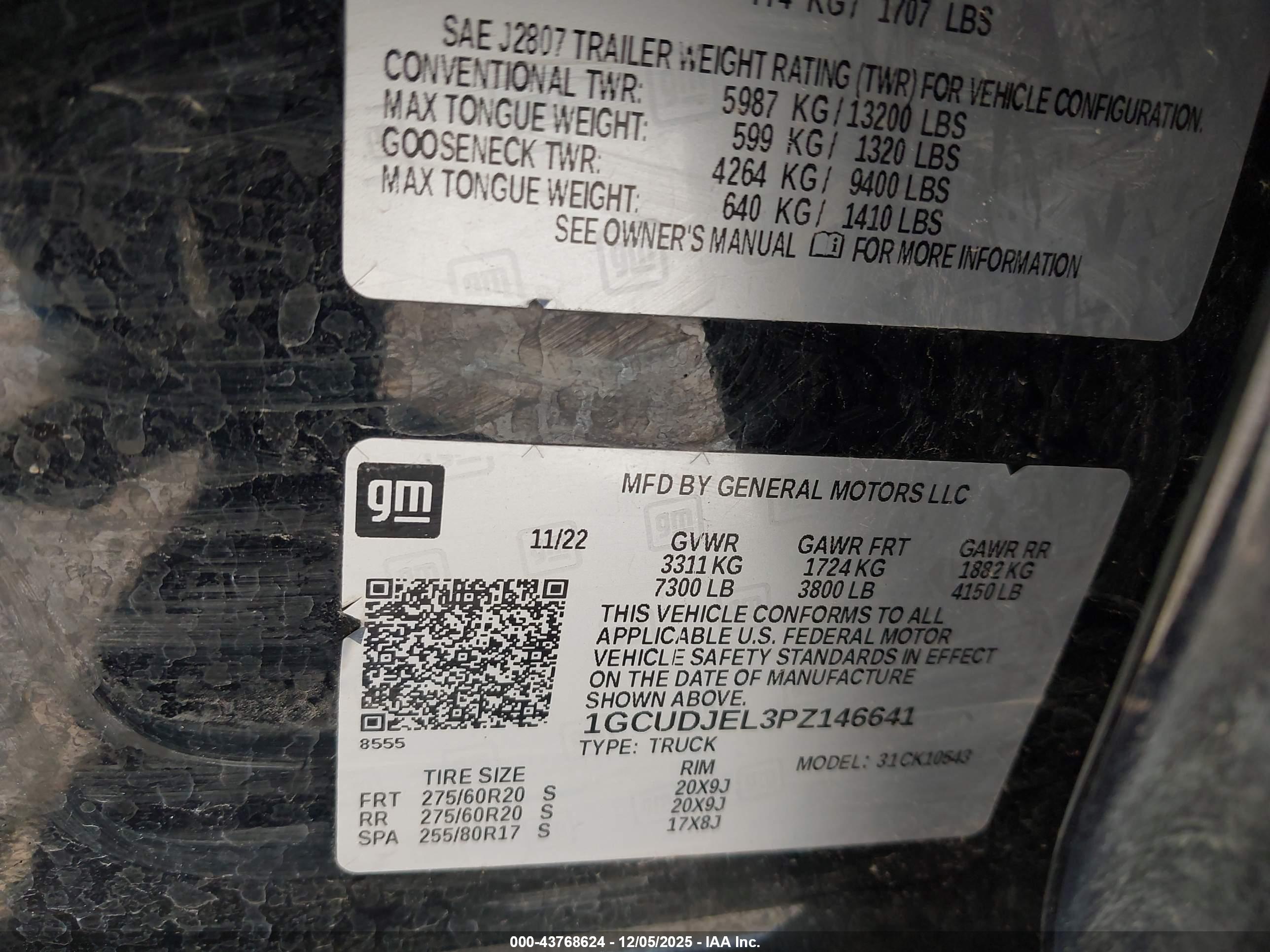 CHEVROLET SILVERADO image 9