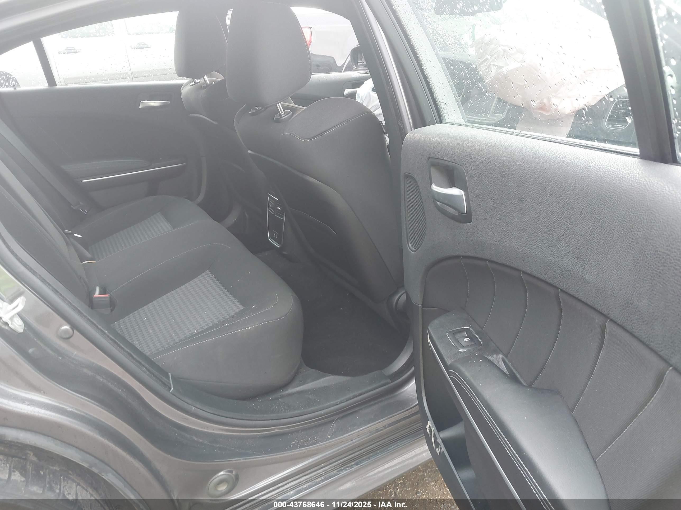 DODGE CHARGER image 8