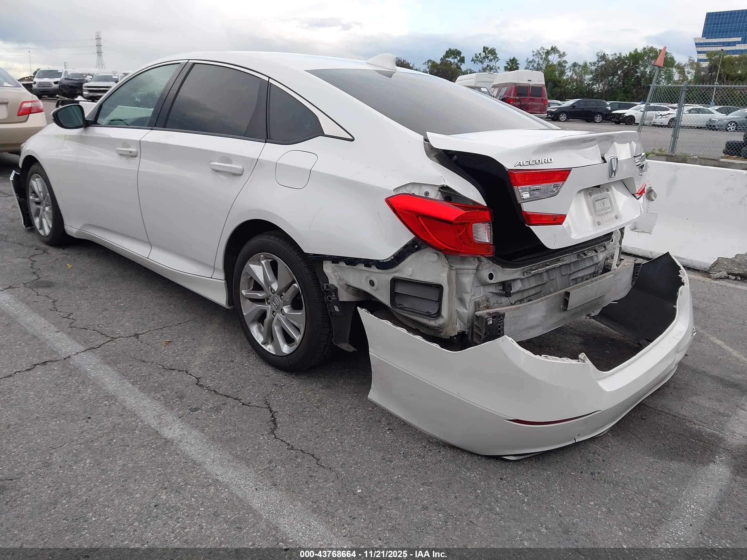 HONDA ACCORD image 3