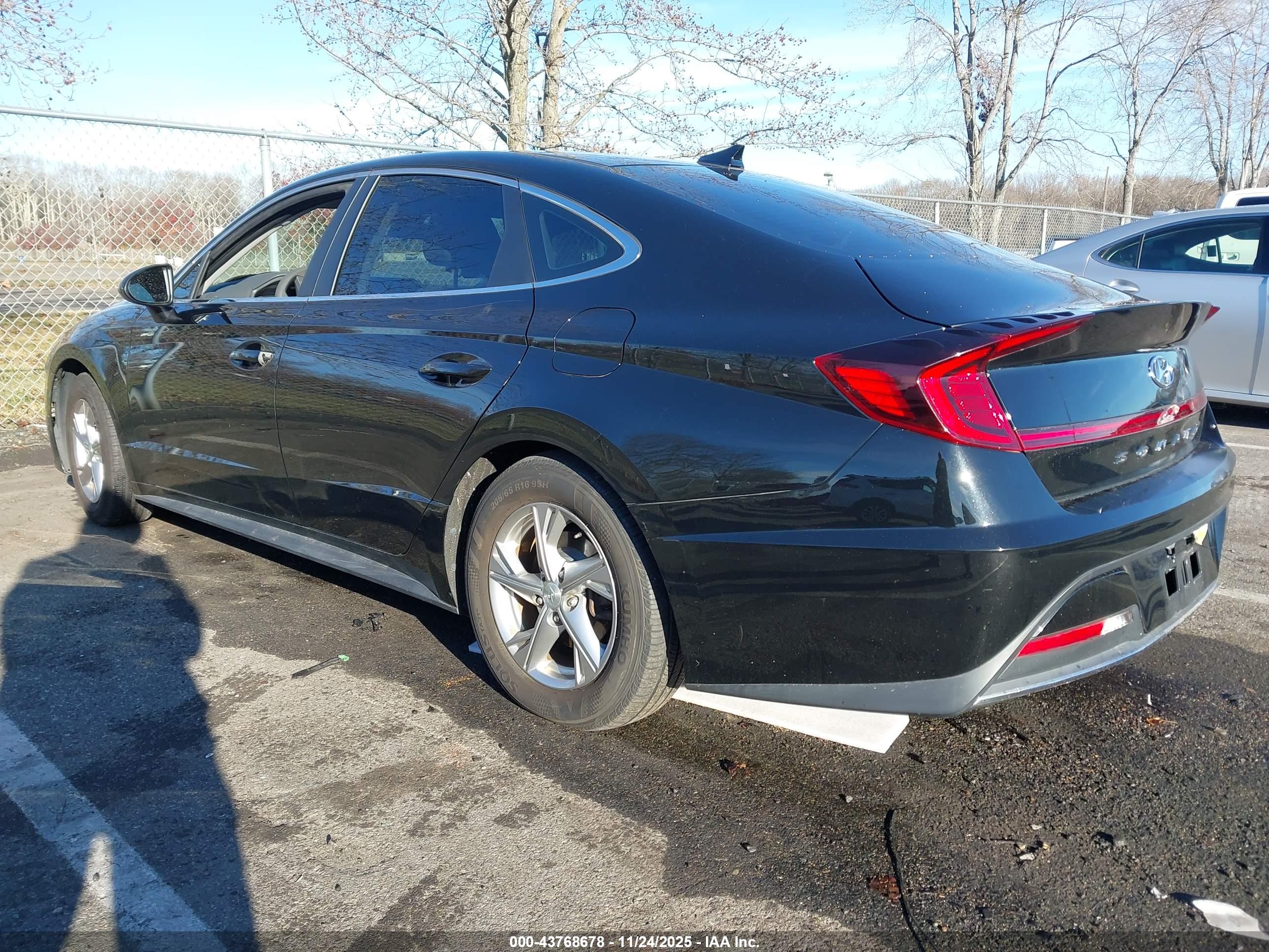 HYUNDAI SONATA image 3