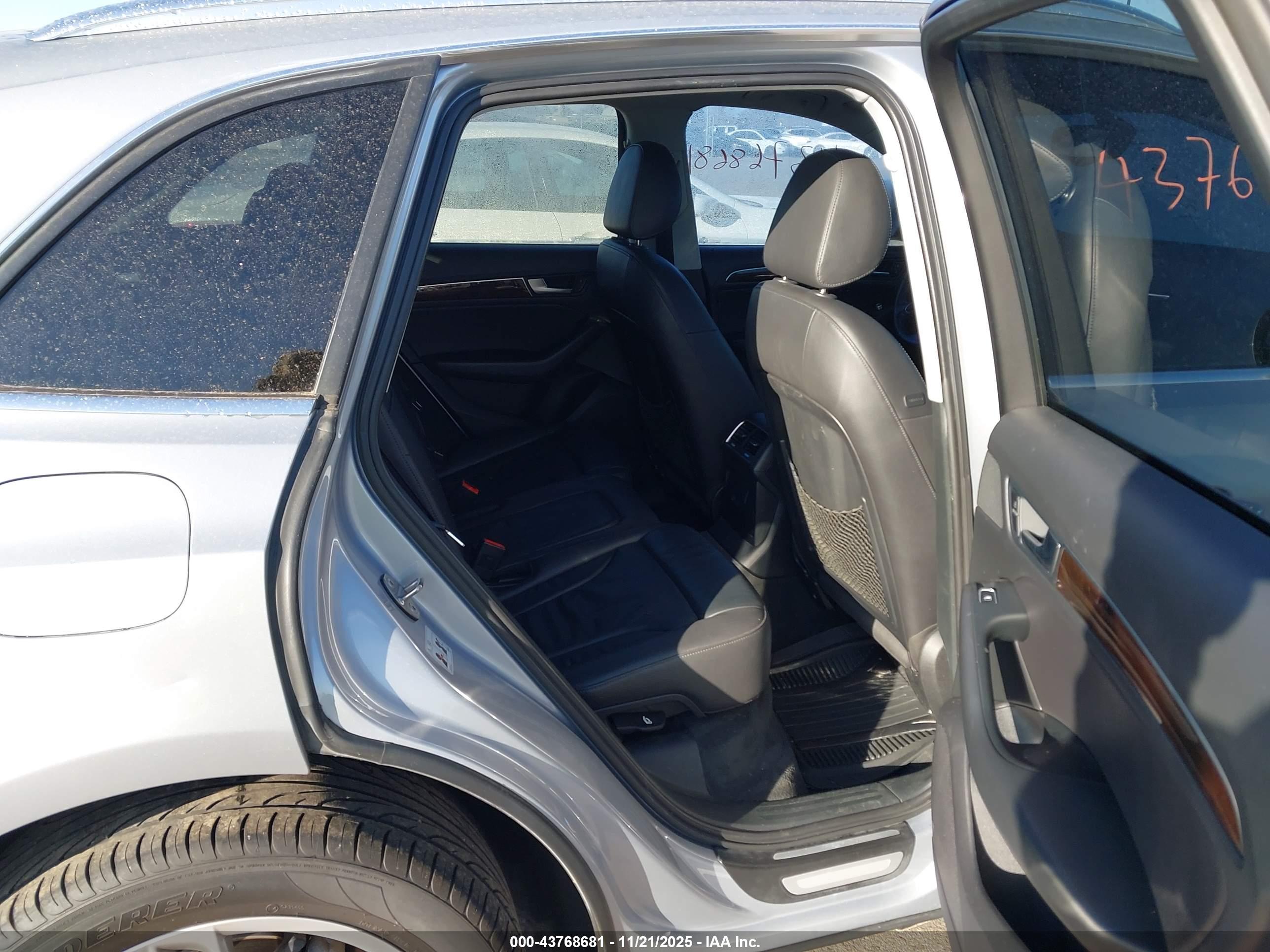 AUDI Q5 image 8