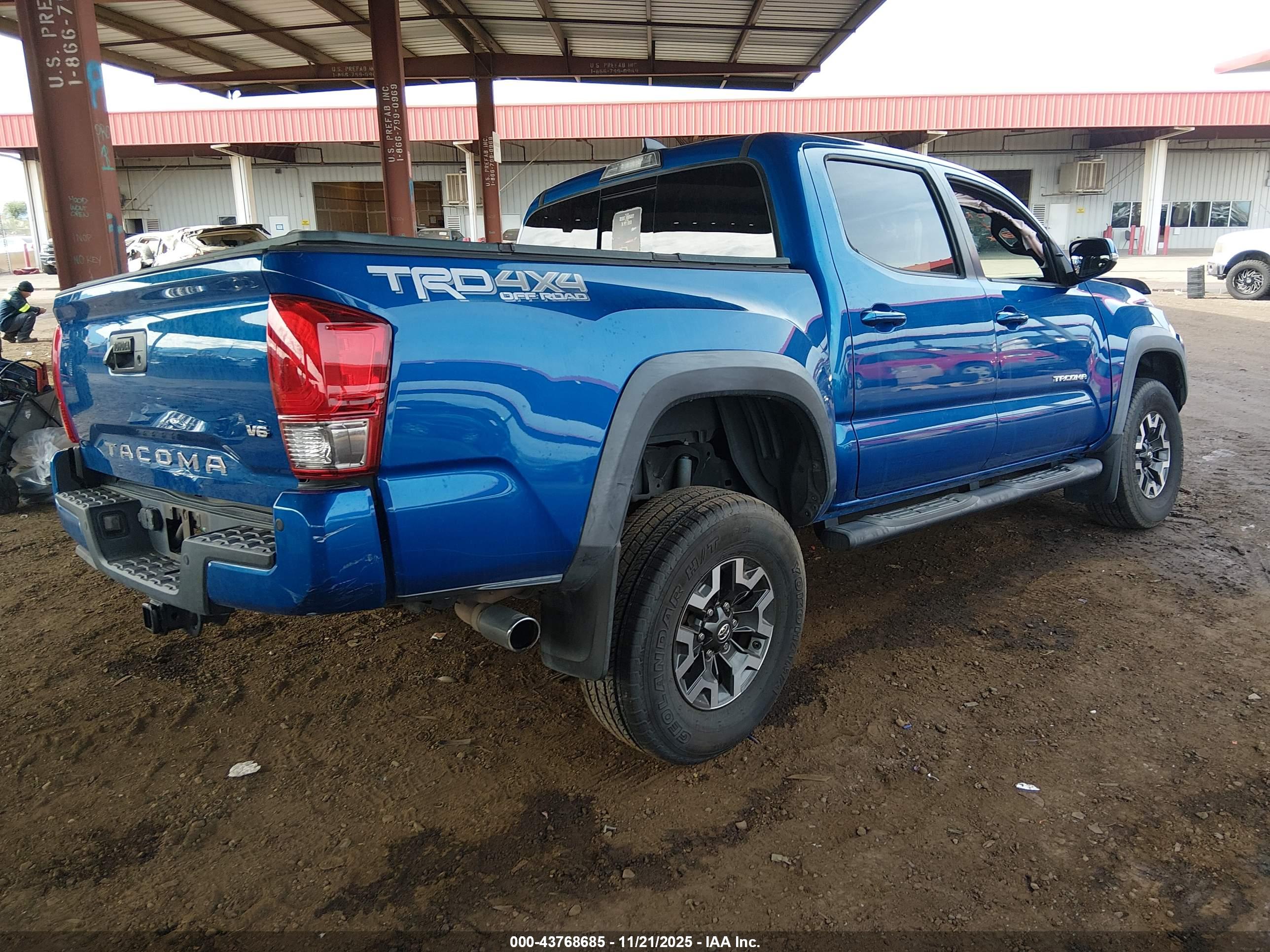 TOYOTA TACOMA image 4