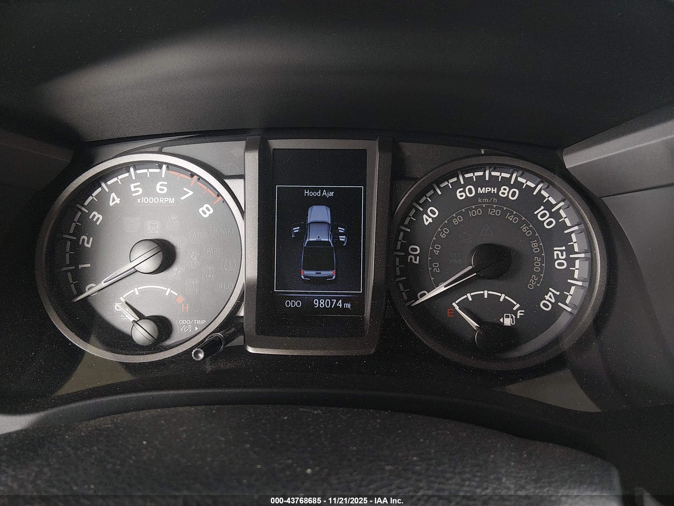 TOYOTA TACOMA image 7