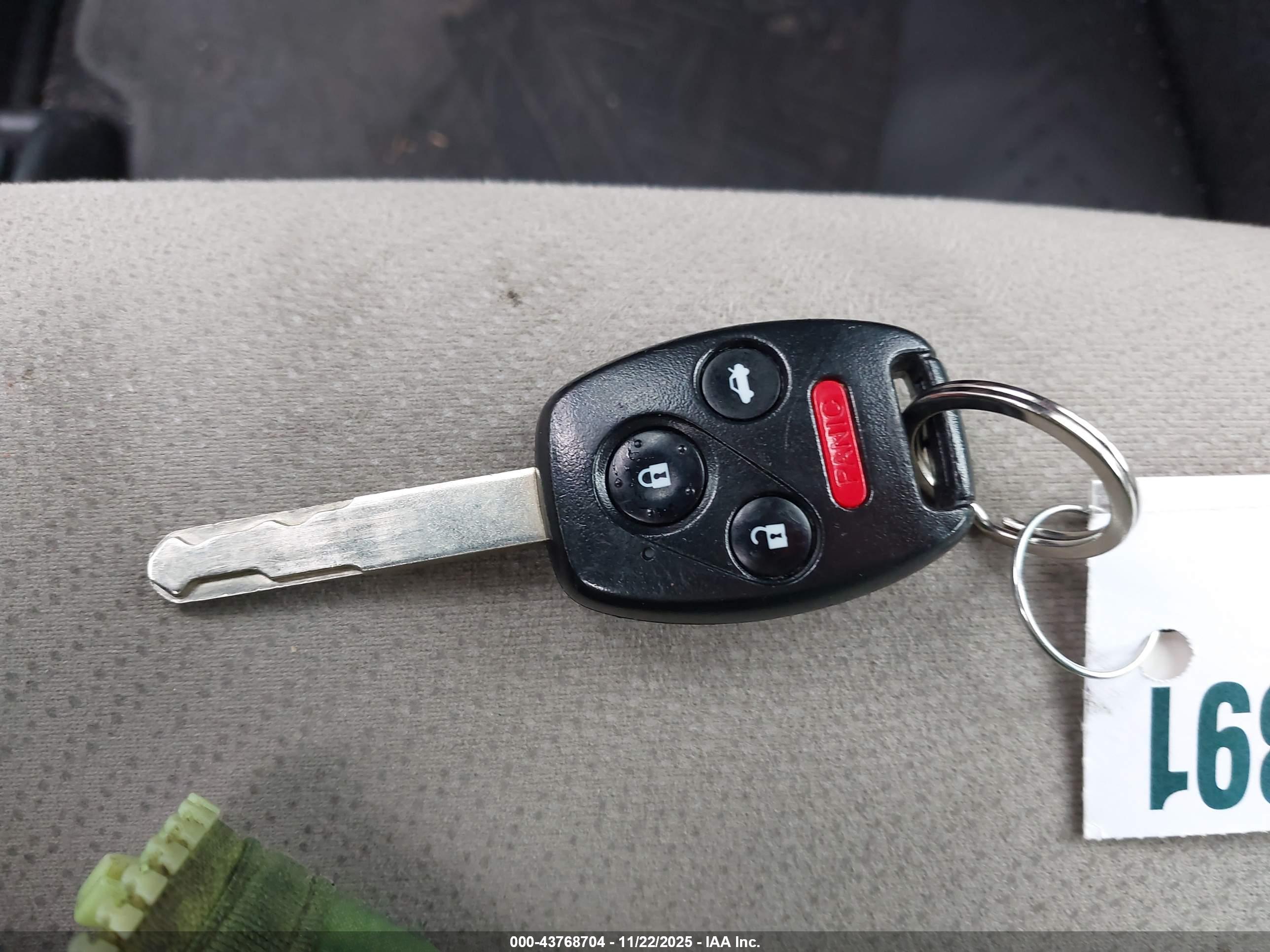 HONDA CIVIC image 11