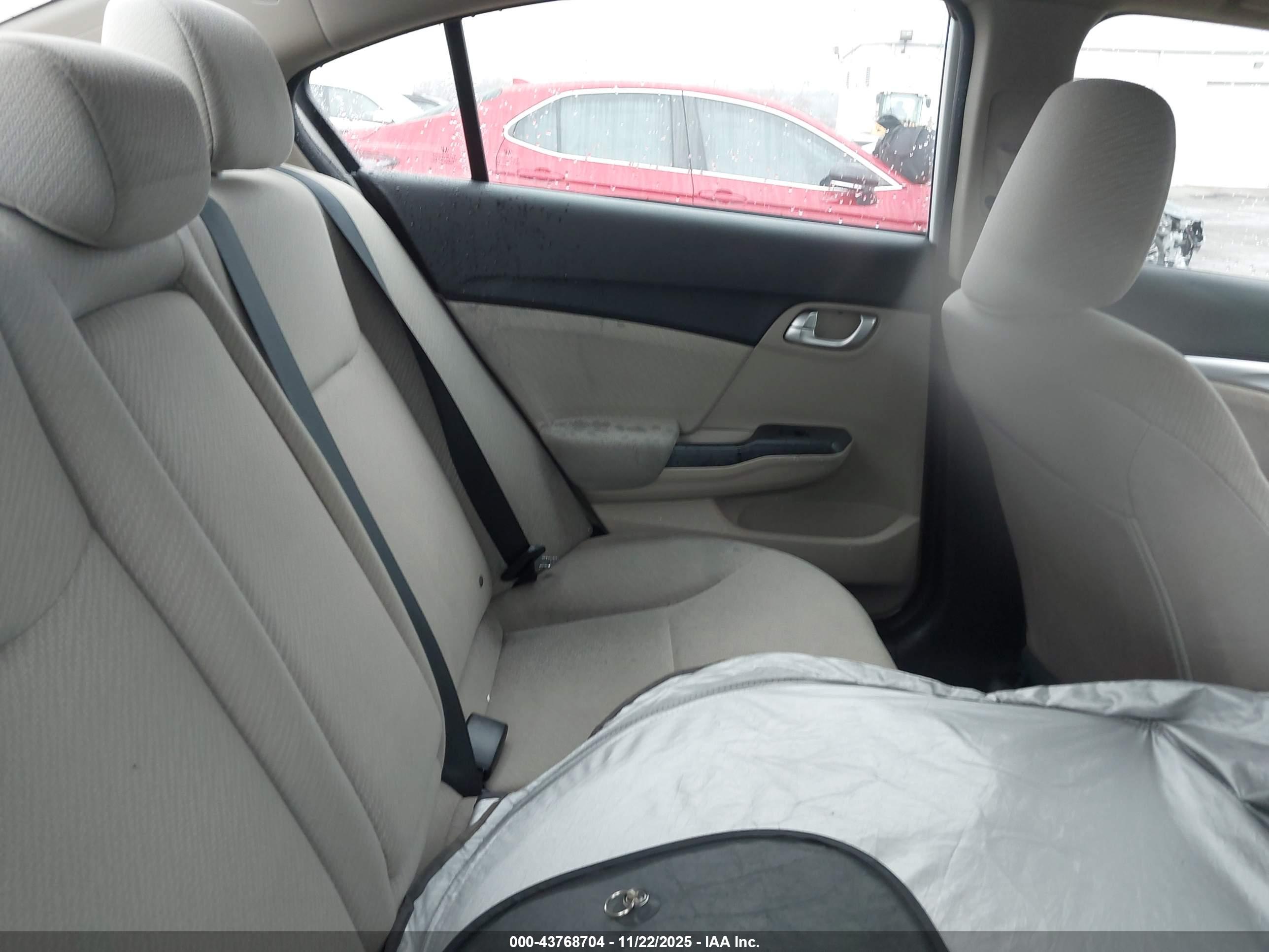 HONDA CIVIC image 8