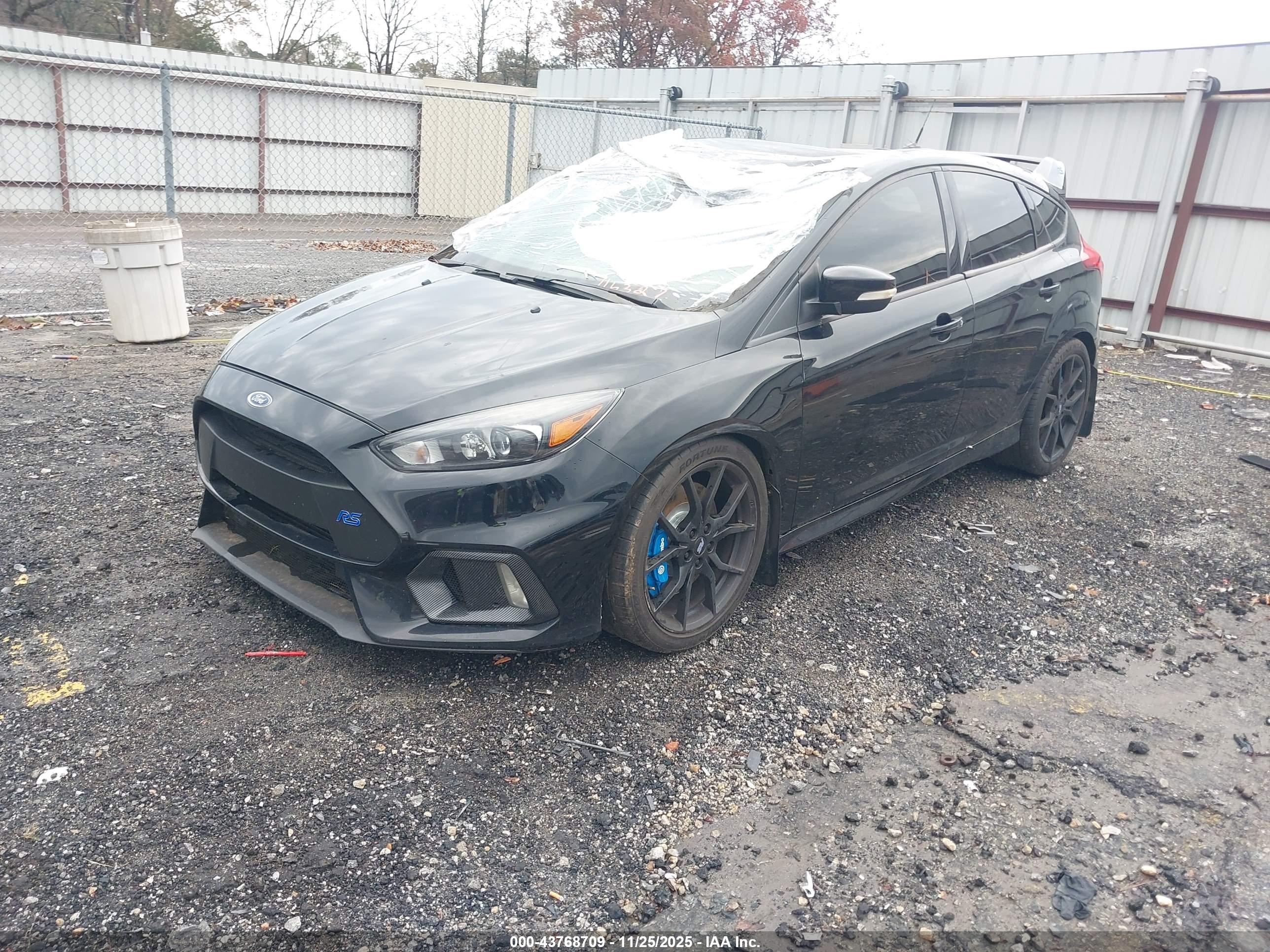 FORD FOCUS image 2